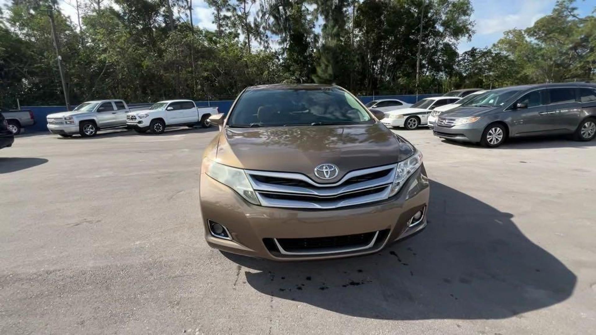 2013 Golden Umber Mica /Ivory Toyota Venza XLE (4T3ZK3BB8DU) with an 3.5L V6 SMPI DOHC engine, Automatic transmission, located at 27610 S Dixie Hwy, Homestead, FL, 33032, (305) 749-2348, 25.510241, -80.438301 - Photo#7