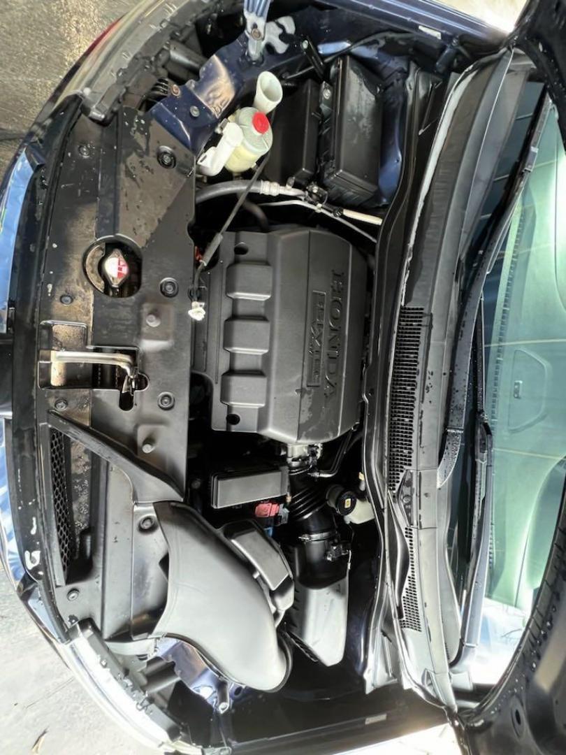 2015 Obsidian Blue Pearl Honda Odyssey (5FNRL5H90FB) with an 3.5L V6 SOHC i-VTEC 24V engine, Automatic transmission, located at 27610 S Dixie Hwy, Homestead, FL, 33032, (305) 749-2348, 25.510241, -80.438301 - Photo#22