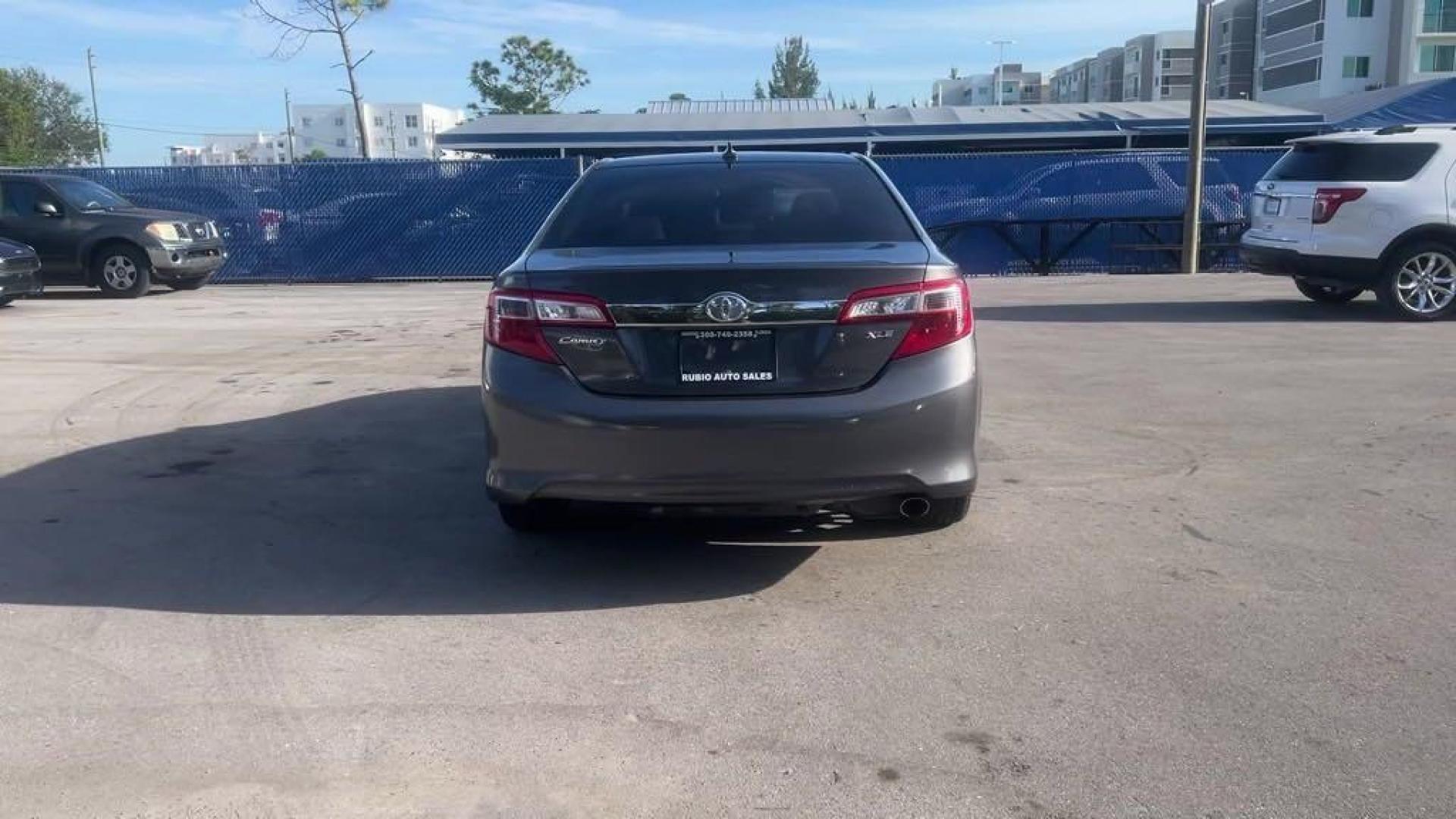 2013 Gray /Ash Toyota Camry LE (4T1BF1FK9DU) with an 2.5L I4 SMPI DOHC engine, Automatic transmission, located at 27610 S Dixie Hwy, Homestead, FL, 33032, (305) 749-2348, 25.510241, -80.438301 - Photo#3