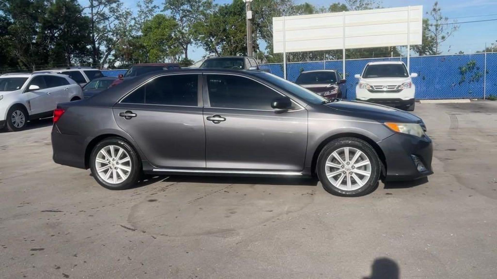 2013 Gray /Ash Toyota Camry LE (4T1BF1FK9DU) with an 2.5L I4 SMPI DOHC engine, Automatic transmission, located at 27610 S Dixie Hwy, Homestead, FL, 33032, (305) 749-2348, 25.510241, -80.438301 - Photo#5