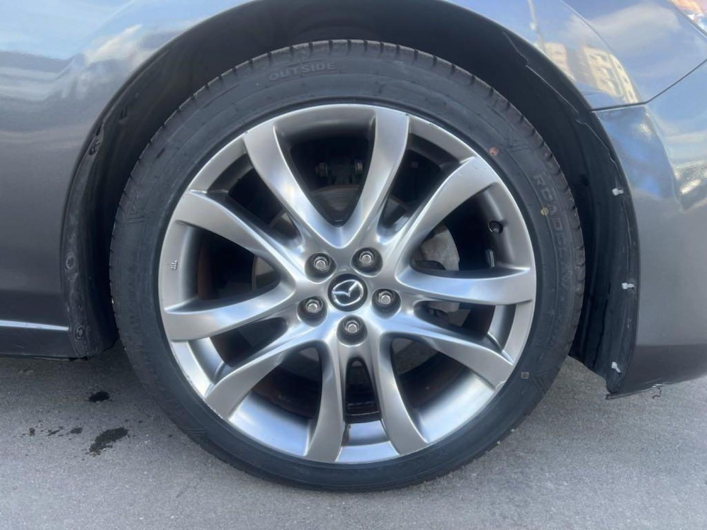 2014 Meteor Gray Mica Mazda Mazda6 i Grand Touring (JM1GJ1W55E1) with an SKYACTIV-G 2.5L I4 DOHC 16V engine, Automatic transmission, located at 27610 S Dixie Hwy, Homestead, FL, 33032, (305) 749-2348, 25.510241, -80.438301 - Photo#17
