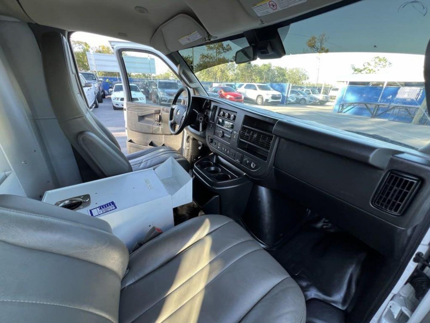 2019 Summit White /Medium Pewter Chevrolet Express 2500 Work Van (1GCWGAFG8K1) with an Vortec 6.0L V8 SFI Flex Fuel engine, Automatic transmission, located at 27610 S Dixie Hwy, Homestead, FL, 33032, (305) 749-2348, 25.510241, -80.438301 - Photo#13