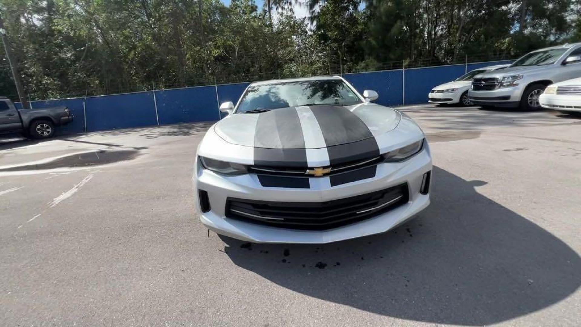 2017 Silver Ice Metallic /Jet Black Chevrolet Camaro 2LT (1G1FC1RS3H0) with an 3.6L V6 DI engine, Manual transmission, located at 27610 S Dixie Hwy, Homestead, FL, 33032, (305) 749-2348, 25.510241, -80.438301 - Photo#7