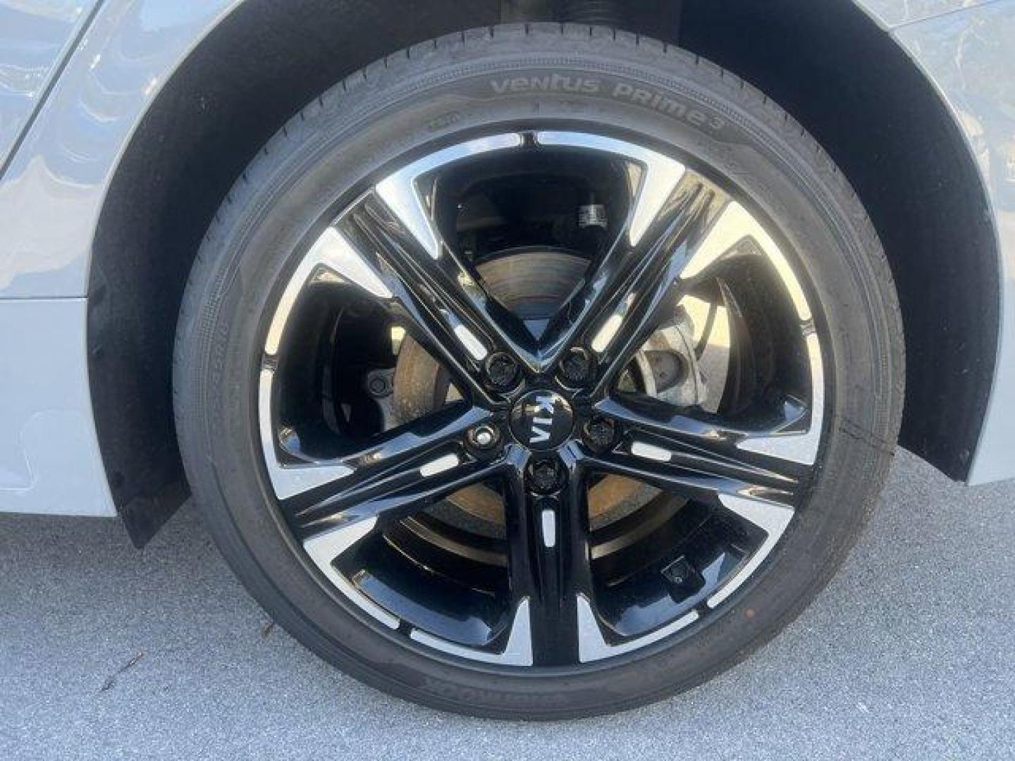 2021 Wolf Gray /Black Kia K5 GT-Line (5XXG64J24MG) with an 4 1.6 L engine, Automatic transmission, located at 27610 S Dixie Hwy, Homestead, FL, 33032, (305) 749-2348, 25.510241, -80.438301 - Only 35,083 Miles! Boasts 37 Highway MPG and 27 City MPG! This Kia K5 delivers a Intercooled Turbo Regular Unleaded I-4 1.6 L/98 engine powering this Automatic transmission. WOLF GRAY, GT-LINE RED INTERIOR PACKAGE, CARPETED FLOOR MATS.*This Kia K5 Comes Equipped with These Options *Window Grid Anten - Photo#18