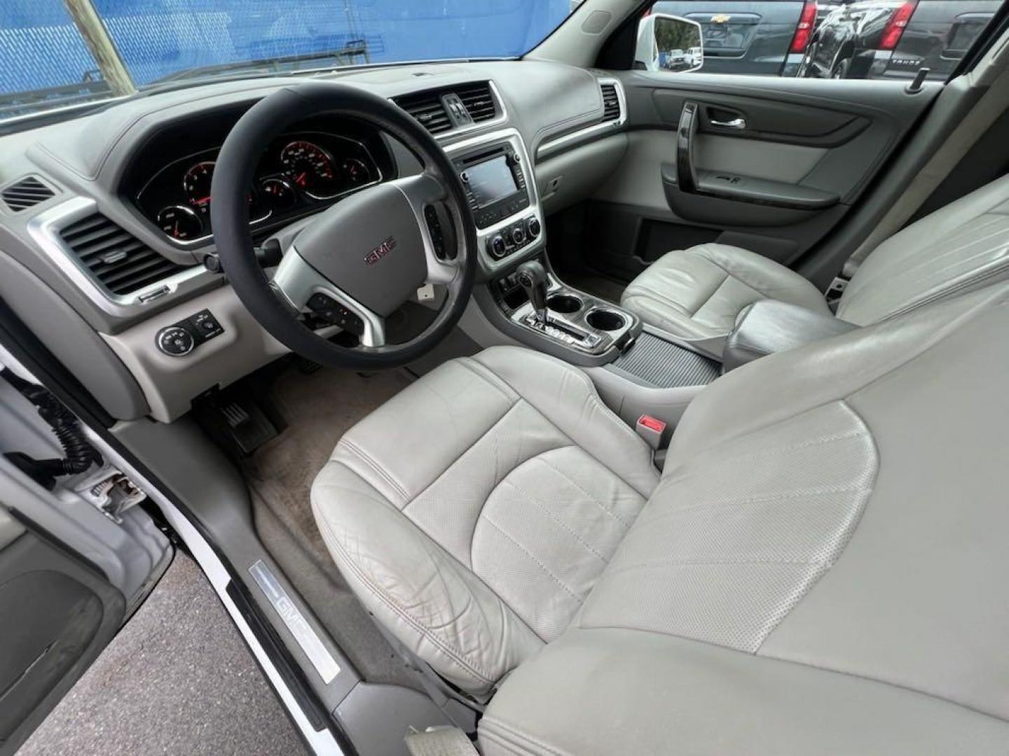 2016 White Frost Tricoat /Light Titanium GMC Acadia SLT-2 (1GKKRSKD1GJ) with an 3.6L V6 SIDI engine, Automatic transmission, located at 27610 S Dixie Hwy, Homestead, FL, 33032, (305) 749-2348, 25.510241, -80.438301 - Photo#11