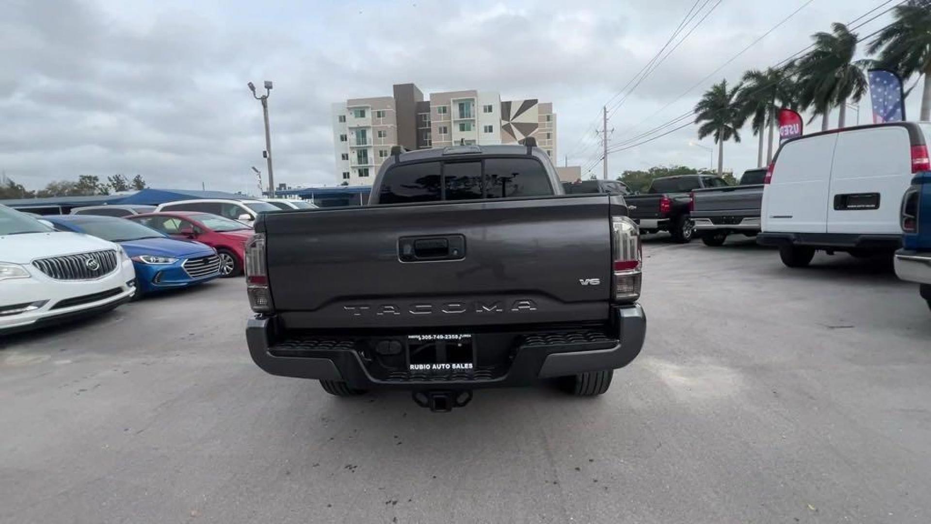2016 Magnetic Gray Metallic /Black/Orange Toyota Tacoma SR5 (5TFAZ5CN4GX) with an V6 engine, Automatic transmission, located at 27610 S Dixie Hwy, Homestead, FL, 33032, (305) 749-2348, 25.510241, -80.438301 - Photo#3