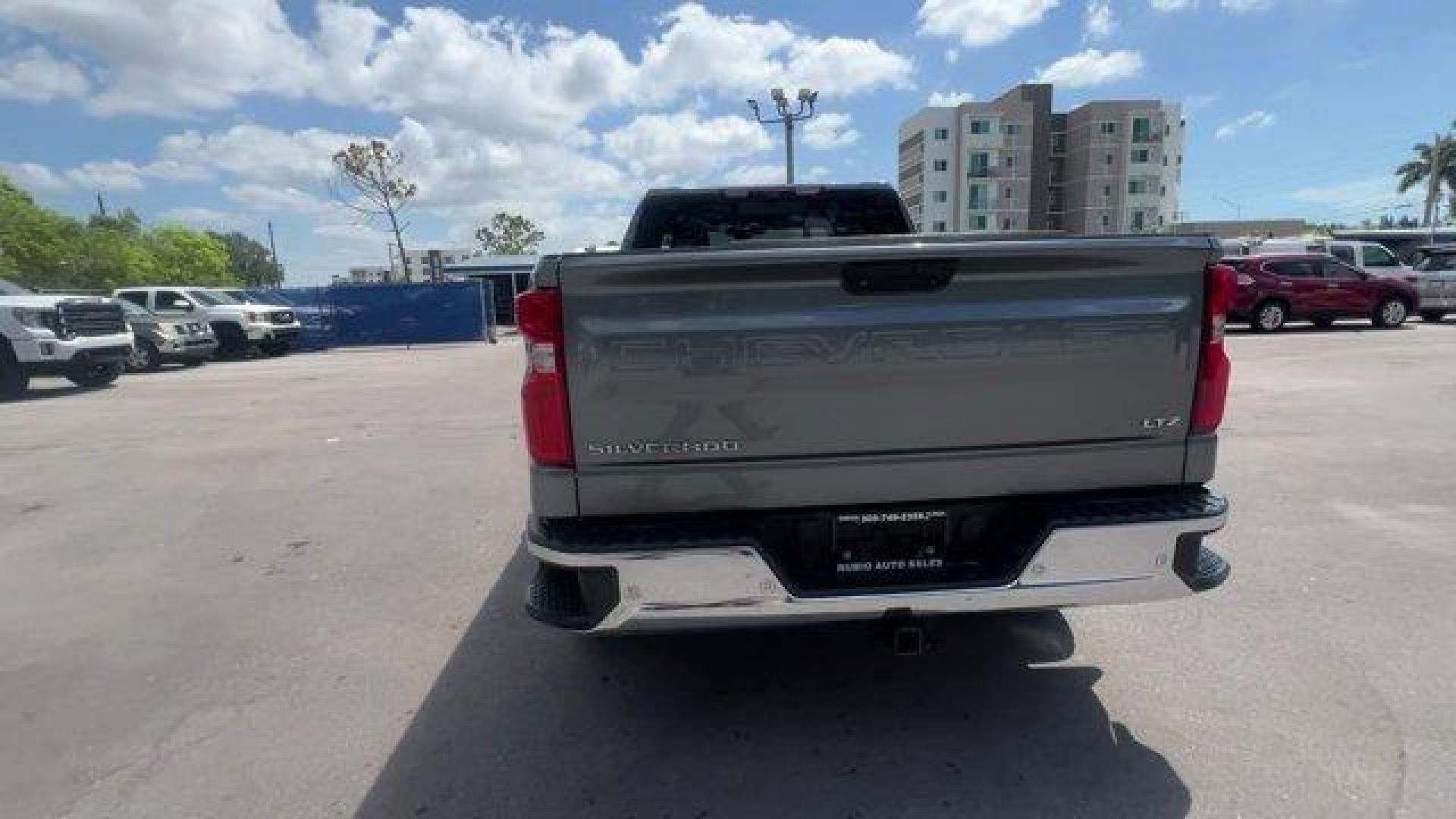 2020 Satin Steel Metallic /Jet Black Chevrolet Silverado 1500 LTZ (1GCRYGED5LZ) with an 8 5.3L engine, Automatic transmission, located at 27610 S Dixie Hwy, Homestead, FL, 33032, (305) 749-2348, 25.510241, -80.438301 - Delivers 22 Highway MPG and 16 City MPG! This Chevrolet Silverado 1500 boasts a Gas V8 5.3L/325 engine powering this Automatic transmission. WIRELESS CHARGING, WINDOW, POWER, REAR SLIDING with rear defogger, WHEELS, 20 X 9 (50.8 CM X 22.9 CM) POLISHED FINISH.* This Chevrolet Silverado 1500 Features - Photo#3