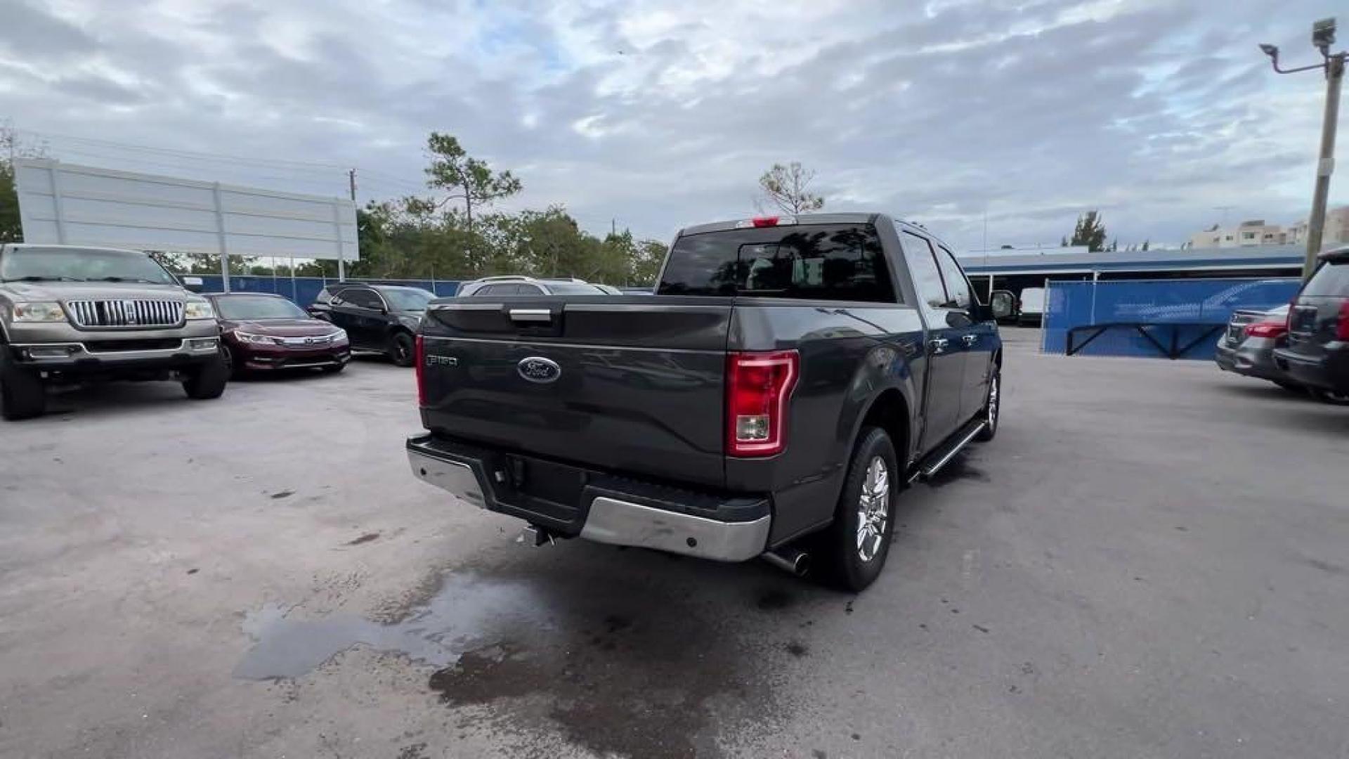 2016 Gray /Medium Light Camel Ford F-150 XLT (1FTEW1CP0GF) with an 2.7L V6 EcoBoost engine, Automatic transmission, located at 27610 S Dixie Hwy, Homestead, FL, 33032, (305) 749-2348, 25.510241, -80.438301 - Photo#4