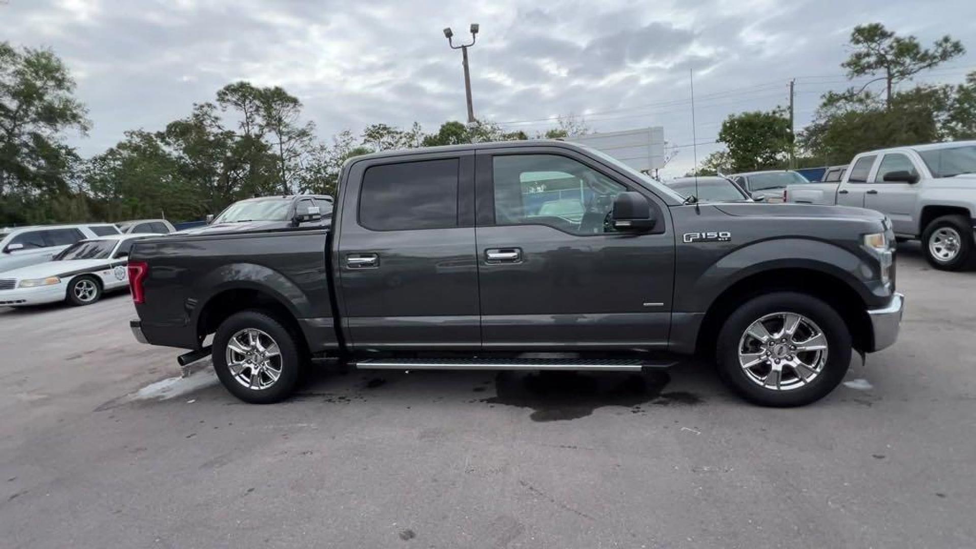 2016 Gray /Medium Light Camel Ford F-150 XLT (1FTEW1CP0GF) with an 2.7L V6 EcoBoost engine, Automatic transmission, located at 27610 S Dixie Hwy, Homestead, FL, 33032, (305) 749-2348, 25.510241, -80.438301 - Photo#5
