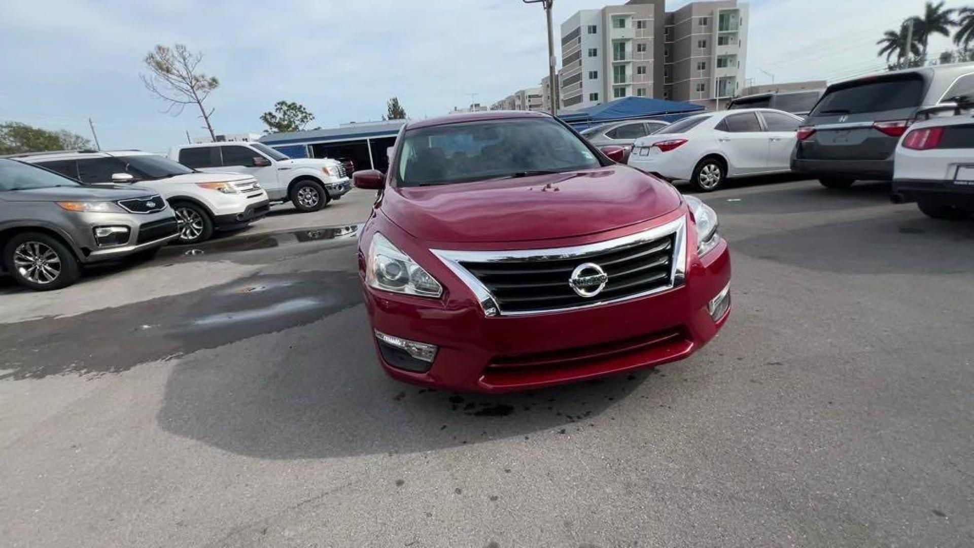 2015 Cayenne Red Pearl /Charcoal Nissan Altima 2.5 S (1N4AL3AP4FC) with an 2.5L I4 DOHC 16V engine, CVT transmission, located at 27610 S Dixie Hwy, Homestead, FL, 33032, (305) 749-2348, 25.510241, -80.438301 - Photo#6