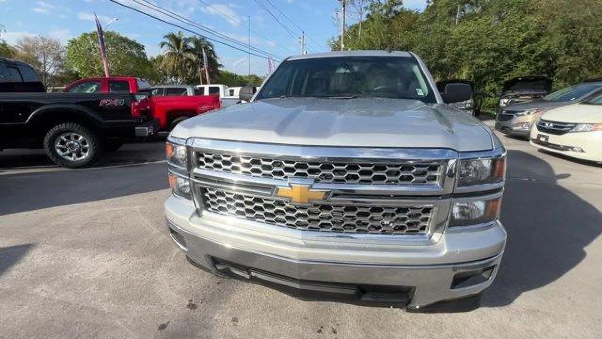 2014 Silver Ice Metallic /Jet Black Chevrolet Silverado 1500 LT (1GCRCREC8EZ) with an 8 5.3L engine, Automatic transmission, located at 27610 S Dixie Hwy, Homestead, FL, 33032, (305) 749-2348, 25.510241, -80.438301 - NACTOY 2014 North American Truck of the Year. Delivers 23 Highway MPG and 16 City MPG! This Chevrolet Silverado 1500 delivers a Gas/Ethanol V8 5.3L/325 engine powering this Automatic transmission. WHEELS, 18 X 8.5 (45.7 CM X 21.6 CM) BRIGHT-MACHINED ALUMINUM, TRANSMISSION, 6-SPEED AUTOMATIC, ELECTRO - Photo#7