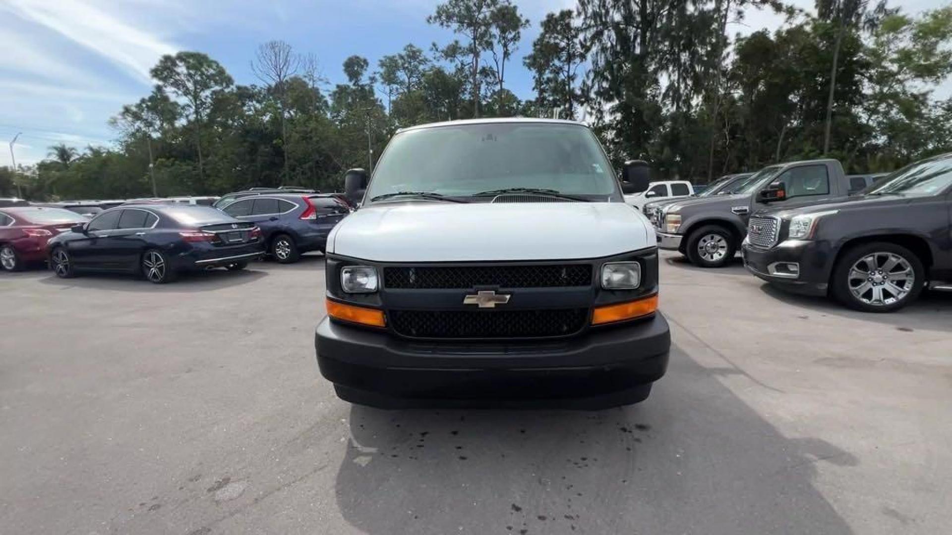 2017 Summit White /Medium Pewter Chevrolet Express 2500 Work Van (1GCWGAFF0H1) with an Vortec 4.8L V8 SFI engine, Automatic transmission, located at 27610 S Dixie Hwy, Homestead, FL, 33032, (305) 749-2348, 25.510241, -80.438301 - Photo#7