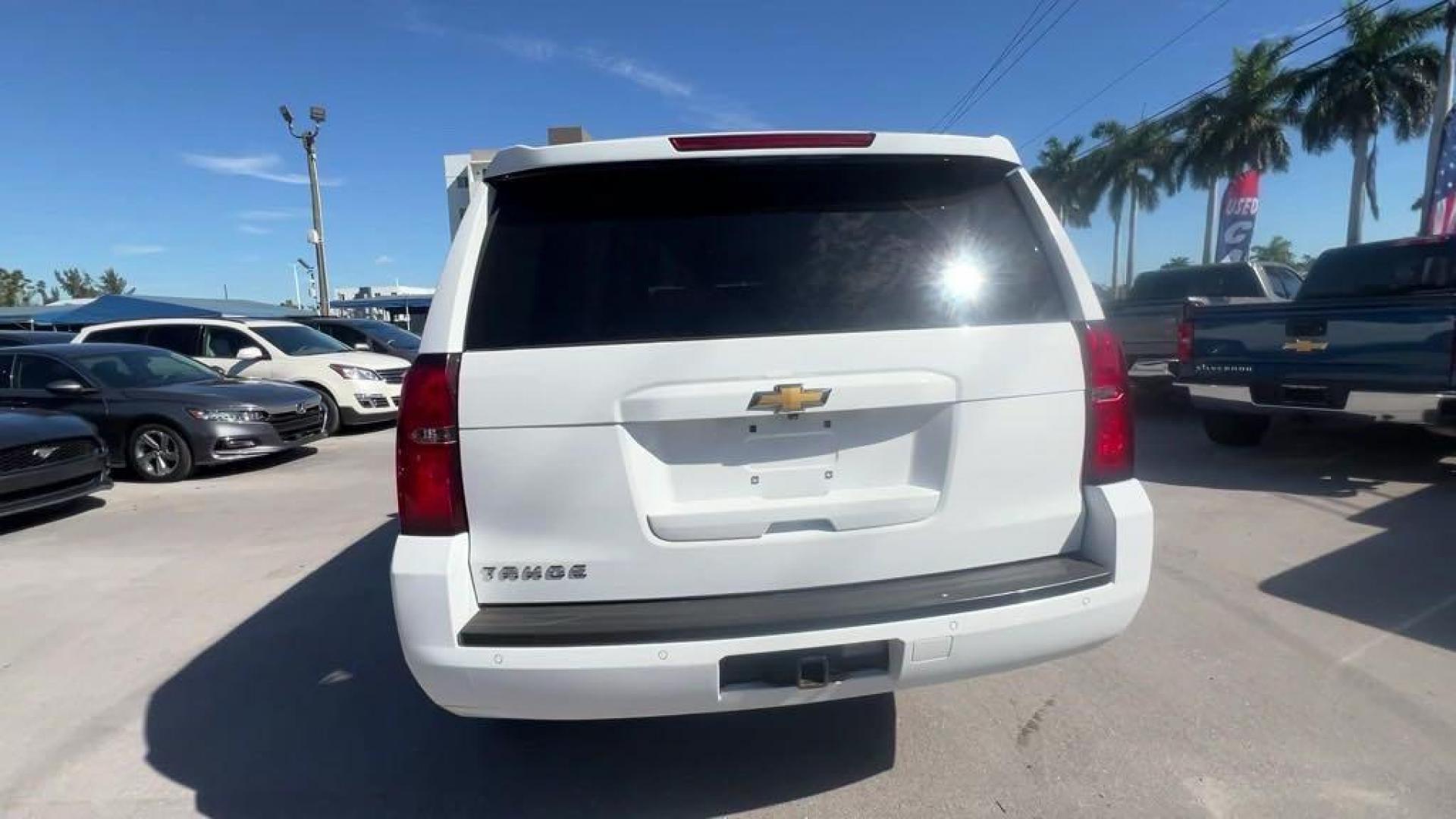 2015 Summit White /Jet Black/Dark Ash Chevrolet Tahoe LT (1GNSKBKC6FR) with an EcoTec3 5.3L V8 engine, Automatic transmission, located at 27610 S Dixie Hwy, Homestead, FL, 33032, (305) 749-2348, 25.510241, -80.438301 - Photo#3