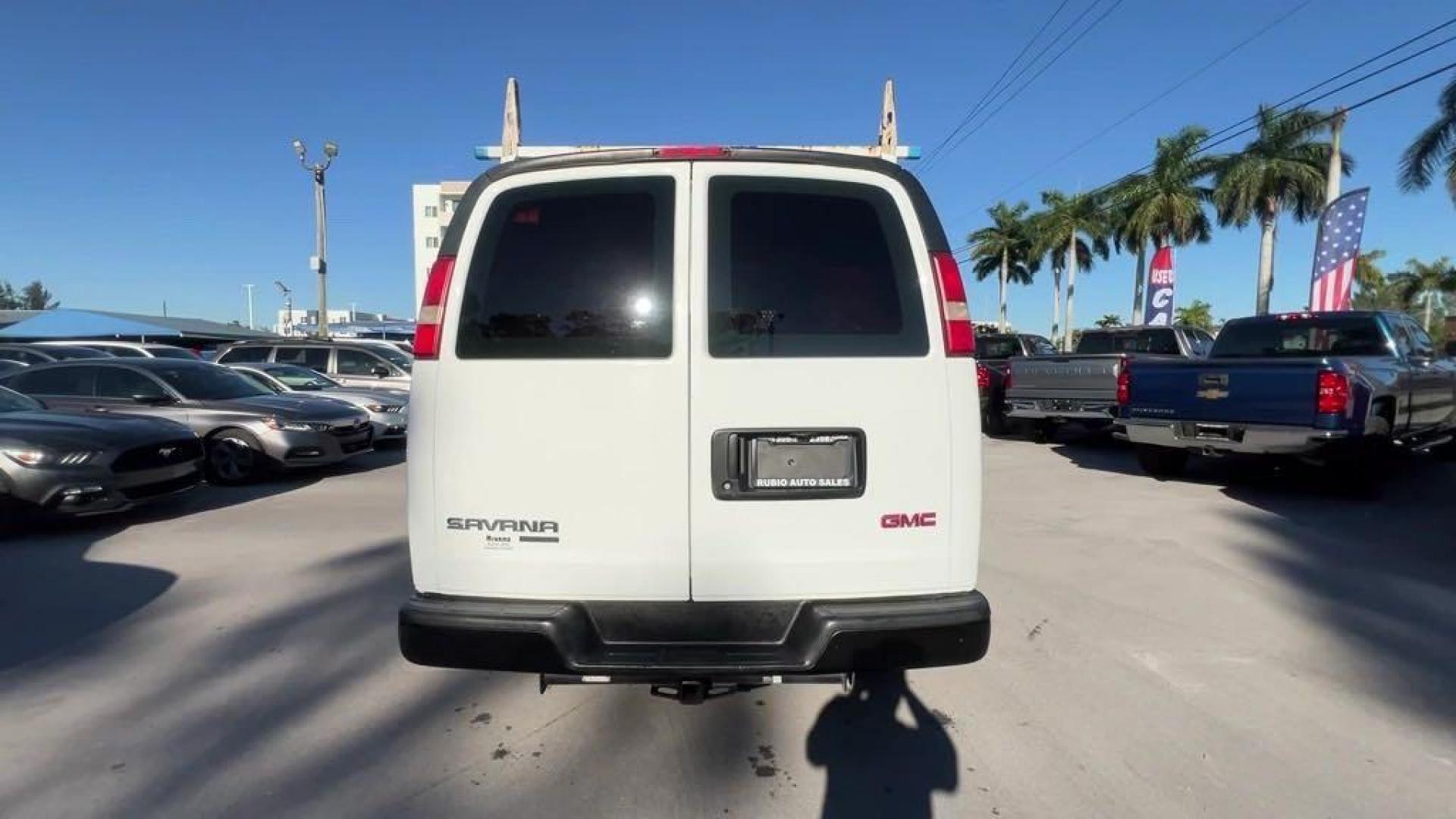 2016 Summit White /Medium Pewter GMC Savana 2500 Work Van (1GTW7AFF2G1) with an Vortec 4.8L V8 SFI engine, Automatic transmission, located at 27610 S Dixie Hwy, Homestead, FL, 33032, (305) 749-2348, 25.510241, -80.438301 - Photo#2