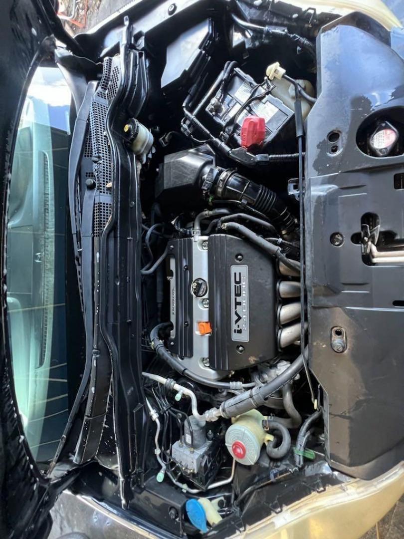 2008 Nighthawk Black Pearl Honda CR-V EX (JHLRE38548C) with an 2.4L I4 DOHC 16V i-VTEC engine, Automatic transmission, located at 27610 S Dixie Hwy, Homestead, FL, 33032, (305) 749-2348, 25.510241, -80.438301 - Photo#18