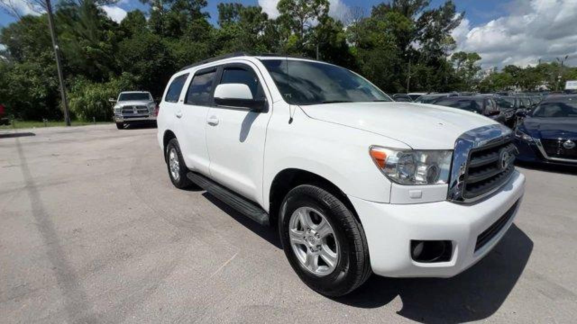 2013 White Toyota Sequoia SR5 5.7L 2WD (5TDZY5G12DS) with an 8 5.7L engine, Automatic transmission, located at 27610 S Dixie Hwy, Homestead, FL, 33032, (305) 749-2348, 25.510241, -80.438301 - KBB.com Best Resale Value Awards. Boasts 18 Highway MPG and 13 City MPG! This Toyota Sequoia delivers a Gas V8 5.7L/346 engine powering this Automatic transmission. Windshield wiper de-icer grid, Washer-linked variable intermittent windshield wipers, Trailer sway control.*This Toyota Sequoia Comes E - Photo#6