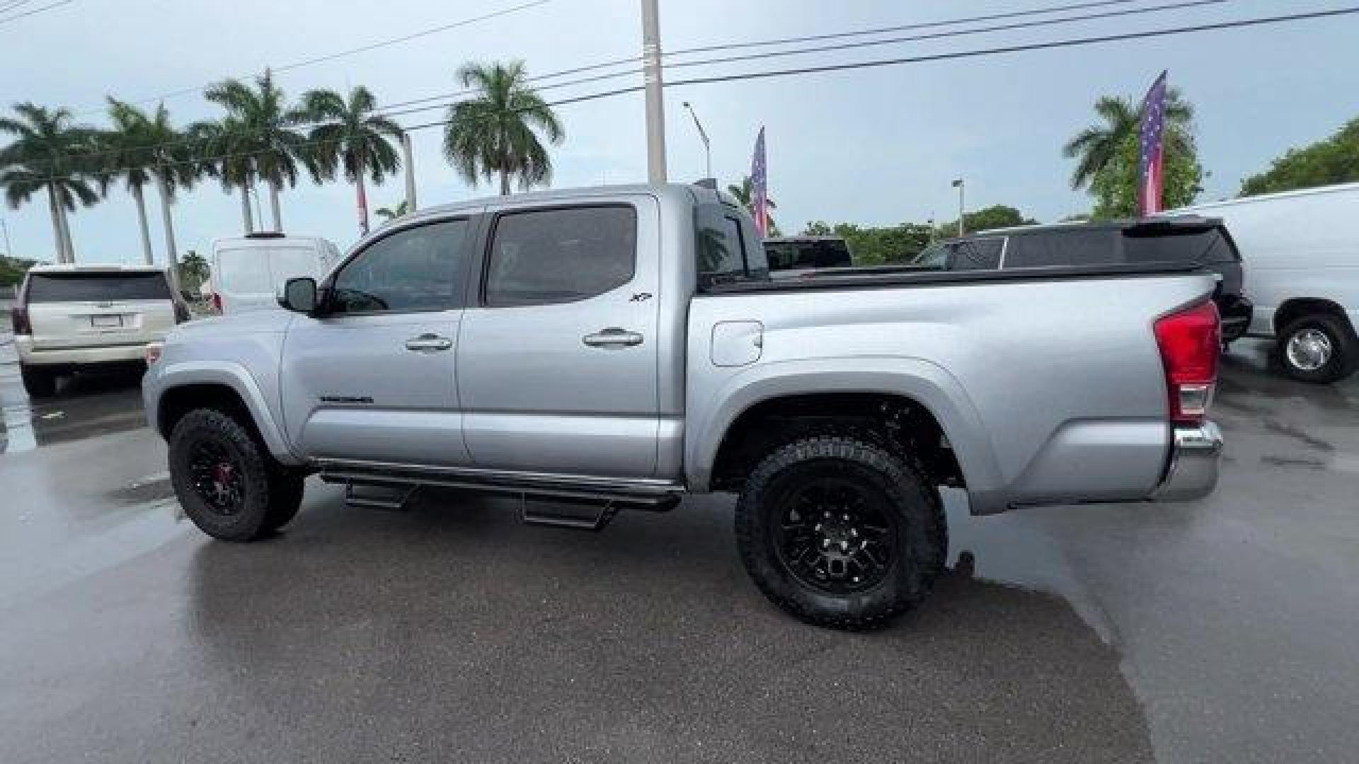 2021 Silver Toyota Tacoma 2WD (3TMAZ5CN3MM) with an 6 3.5 L engine, Automatic transmission, located at 27610 S Dixie Hwy, Homestead, FL, 33032, (305) 749-2348, 25.510241, -80.438301 - Boasts 24 Highway MPG and 19 City MPG! This Toyota Tacoma 2WD boasts a Regular Unleaded V-6 3.5 L/211 engine powering this Automatic transmission. Wi-Fi Connect with up to 2GB within Mobile Hotspot Internet Access, Variable Intermittent Wipers, Vanity w/Driver And Passenger Auxiliary Mirror.*This To - Photo#5