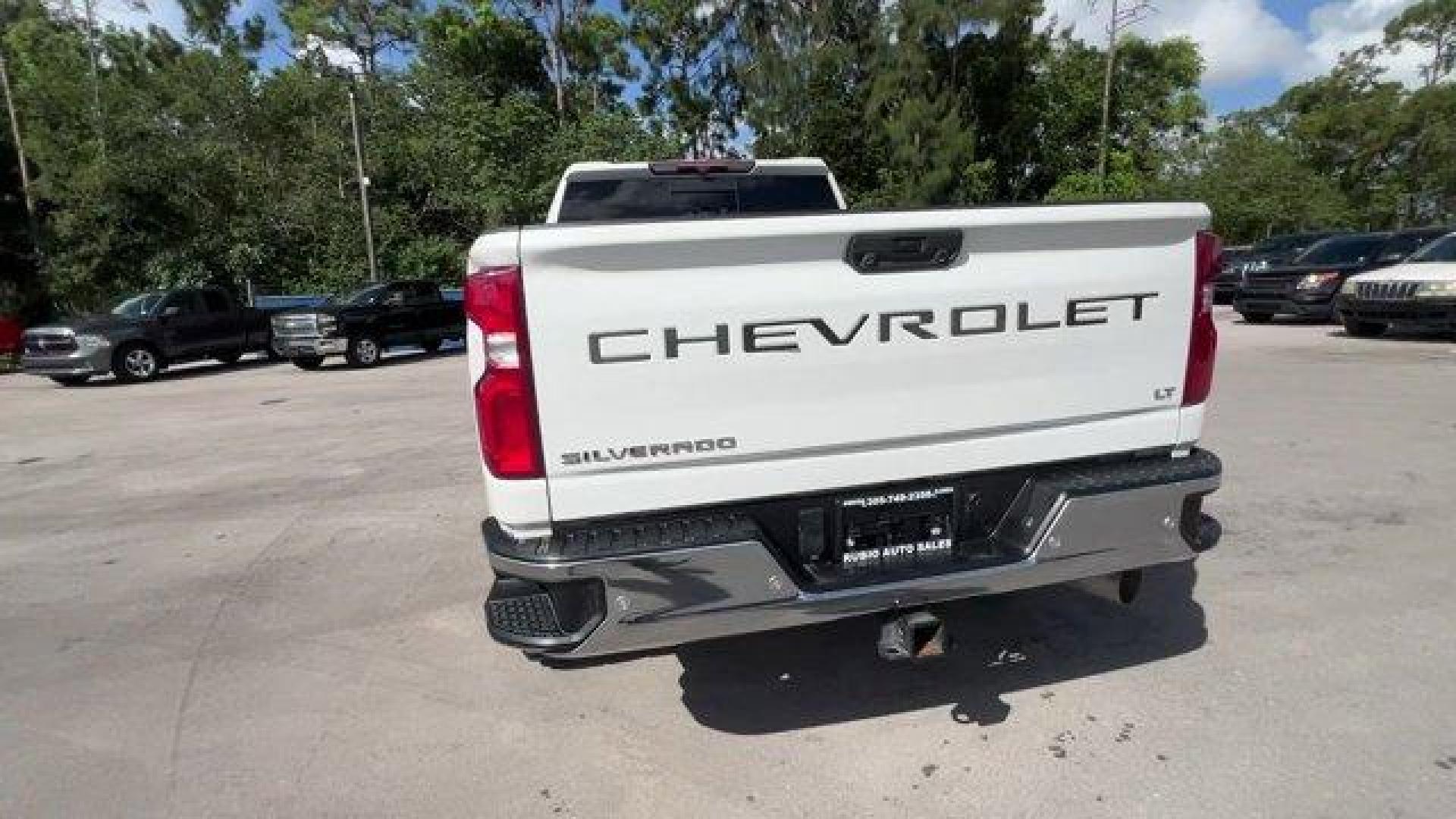 2020 Iridescent Pearl Tricoat /Jet Black Chevrolet Silverado 2500HD (1GC4YPEY0LF) with an 8 6.6L engine, Automatic transmission, located at 27610 S Dixie Hwy, Homestead, FL, 33032, (305) 749-2348, 25.510241, -80.438301 - This Chevrolet Silverado 2500HD boasts a Turbocharged Diesel V8 6.6L/403 engine powering this Automatic transmission. Z71 OFF-ROAD PACKAGE includes (Z71) Off-Road suspension with off-road tuned twin tube Rancho shocks, (JHD) Hill Descent Control and (NZZ) skid plates (transfer case and oil pan) Incl - Photo#3