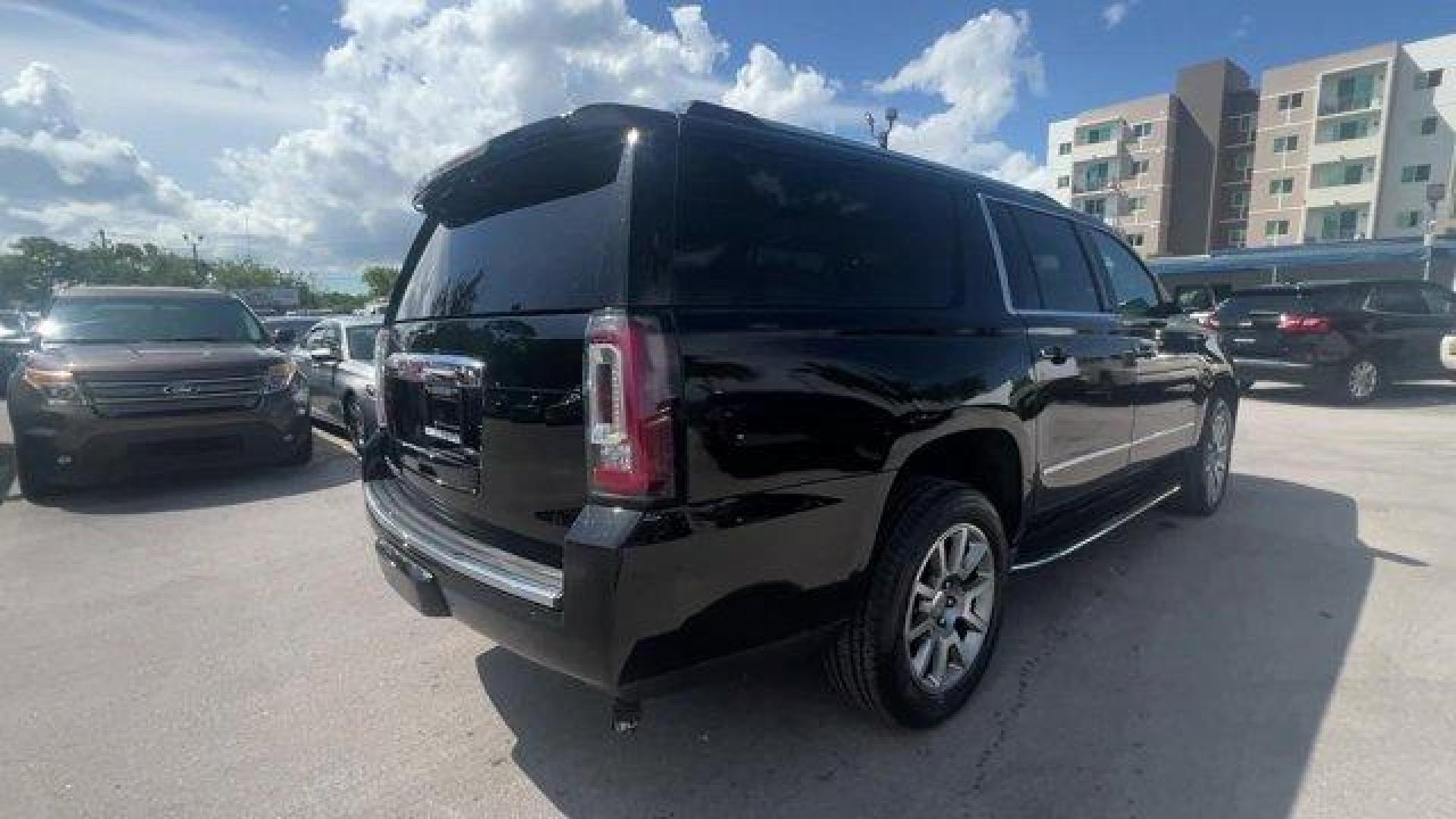 2019 Onyx Black /Jet Black GMC Yukon XL (1GKS1HKJ2KR) with an 8 6.2L engine, Automatic transmission, located at 27610 S Dixie Hwy, Homestead, FL, 33032, (305) 749-2348, 25.510241, -80.438301 - Delivers 23 Highway MPG and 14 City MPG! This GMC Yukon XL delivers a Gas V8 6.2L/376 engine powering this Automatic transmission. WHEELS, 20 X 9 (50.8 CM X 22.9 CM) BRIGHT MACHINED ALUMINUM (STD), TRANSMISSION, 10-SPEED AUTOMATIC electronically controlled with overdrive, tow/haul mode and tap up/ta - Photo#4