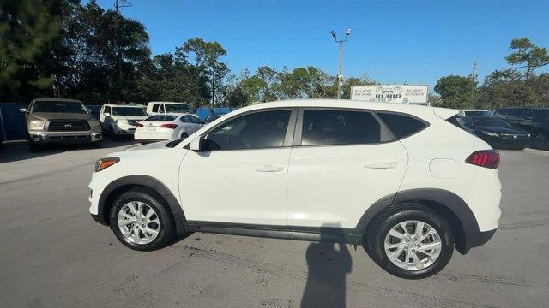 2020 Winter White /Gray Hyundai Tucson (KM8J23A42LU) with an 4 2.0 L engine, Automatic transmission, located at 27610 S Dixie Hwy, Homestead, FL, 33032, (305) 749-2348, 25.510241, -80.438301 - Scores 28 Highway MPG and 23 City MPG! This Hyundai Tucson delivers a Regular Unleaded I-4 2.0 L/122 engine powering this Automatic transmission. WINTER WHITE, REVERSIBLE CARGO TRAY -inc: rubber-like non-slip protective cover for rear cargo compartment, OPTION GROUP 01.*This Hyundai Tucson Comes Equ - Photo#0