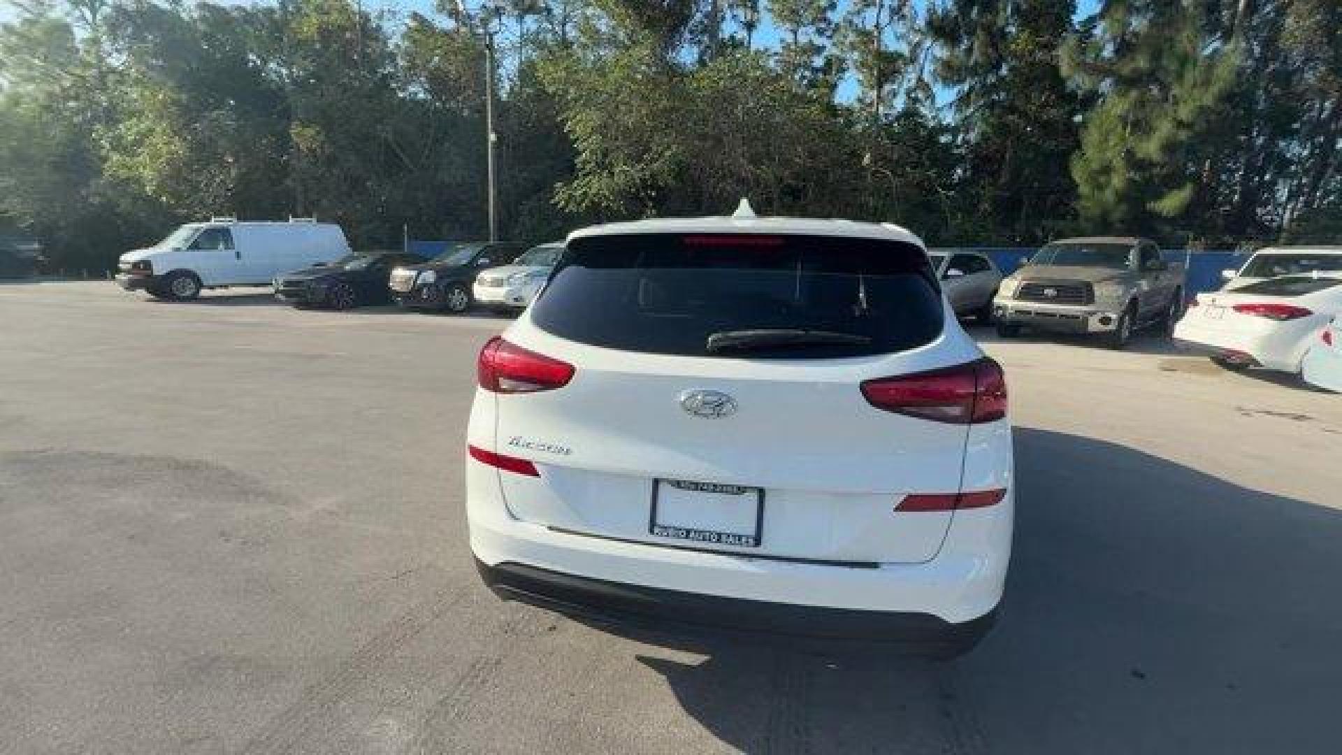 2020 Winter White /Gray Hyundai Tucson (KM8J23A42LU) with an 4 2.0 L engine, Automatic transmission, located at 27610 S Dixie Hwy, Homestead, FL, 33032, (305) 749-2348, 25.510241, -80.438301 - Scores 28 Highway MPG and 23 City MPG! This Hyundai Tucson delivers a Regular Unleaded I-4 2.0 L/122 engine powering this Automatic transmission. WINTER WHITE, REVERSIBLE CARGO TRAY -inc: rubber-like non-slip protective cover for rear cargo compartment, OPTION GROUP 01.*This Hyundai Tucson Comes Equ - Photo#2