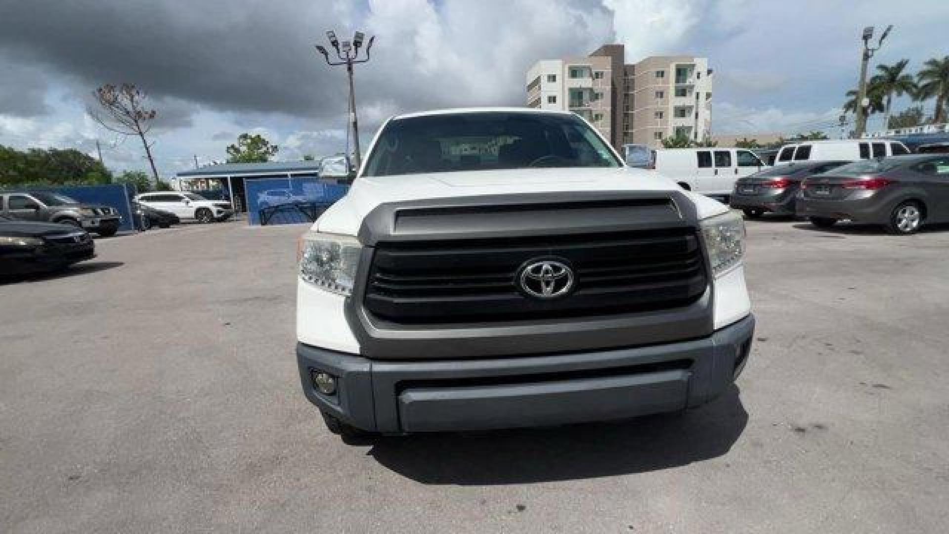 2017 White Toyota Tundra 2WD (5TFRM5F17HX) with an 8 4.6 L engine, Automatic transmission, located at 27610 S Dixie Hwy, Homestead, FL, 33032, (305) 749-2348, 25.510241, -80.438301 - KBB.com 10 Most Awarded Brands. Scores 19 Highway MPG and 15 City MPG! This Toyota Tundra 2WD delivers a Regular Unleaded V-8 4.6 L/281 engine powering this Automatic transmission. Wheels: 18 x 8J Styled Steel, Variable Intermittent Wipers w/Heated Wiper Park, Urethane Gear Shifter Material.* This T - Photo#7