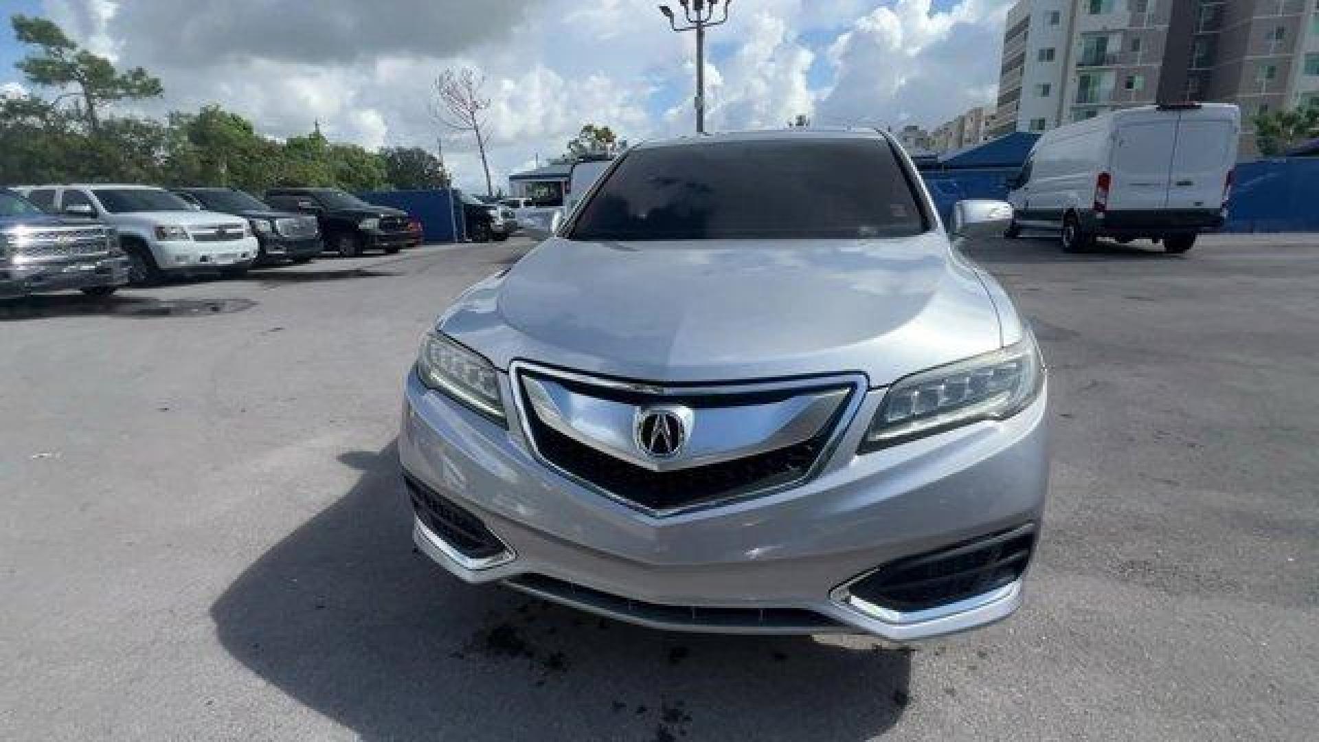 2018 Silver Acura RDX (5J8TB3H54JL) with an 6 3.5 L engine, Automatic transmission, located at 27610 S Dixie Hwy, Homestead, FL, 33032, (305) 749-2348, 25.510241, -80.438301 - KBB.com 10 Best Luxury Cars Under $35,000. Delivers 28 Highway MPG and 20 City MPG! This Acura RDX delivers a Premium Unleaded V-6 3.5 L/212 engine powering this Automatic transmission. Wheels: 18 x 7.5 Aluminum-Alloy, Voice Activated Multi Zone Auto-Climate Control Air Conditioning w/Gps Linked, Ve - Photo#7