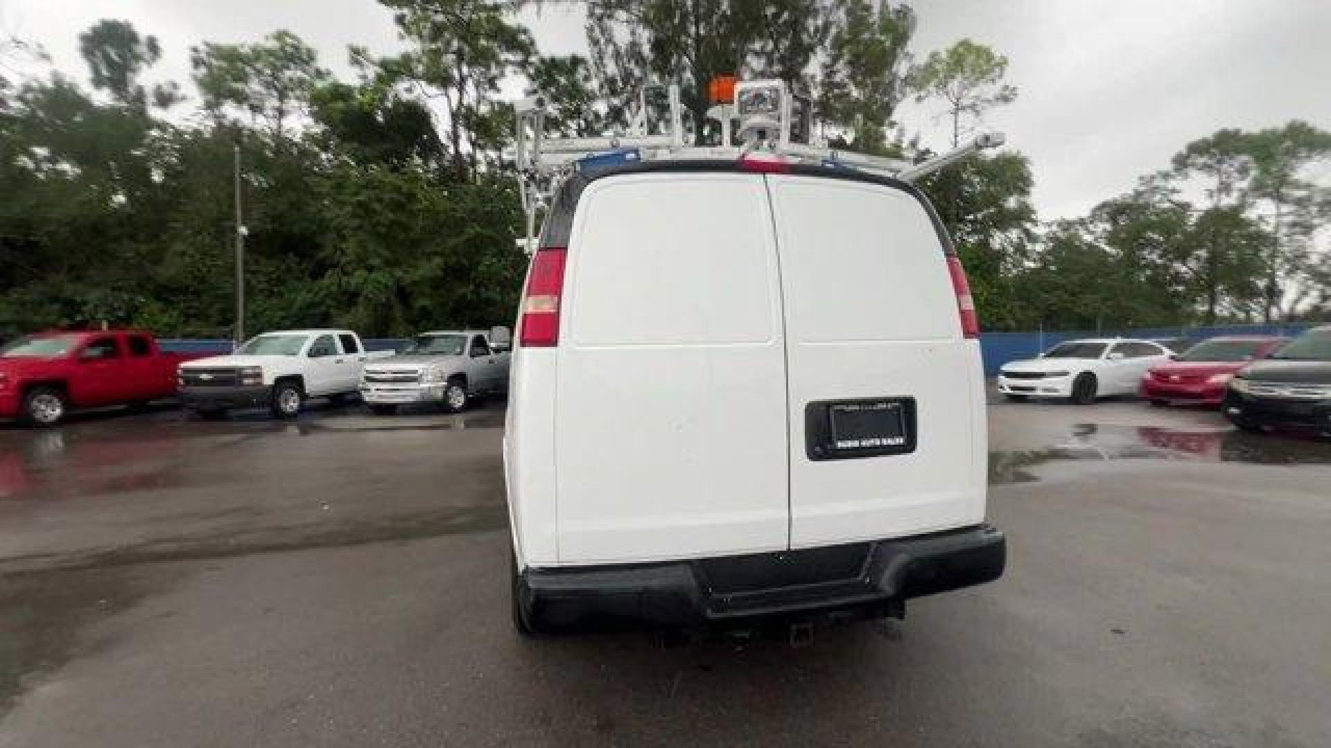 2015 Summit White /Medium Pewter Chevrolet Express Cargo Van (1GCWGFCF4F1) with an 8 4.8L engine, Automatic transmission, located at 27610 S Dixie Hwy, Homestead, FL, 33032, (305) 749-2348, 25.510241, -80.438301 - This Chevrolet Express Cargo Van delivers a Gas V8 4.8L/293 engine powering this Automatic transmission. TRANSMISSION, 6-SPEED AUTOMATIC, HEAVY-DUTY, ELECTRONICALLY CONTROLLED with overdrive tow/haul mode and internal transmission oil cooler (STD), TRAILERING EQUIPMENT, HEAVY-DUTY includes trailerin - Photo#3