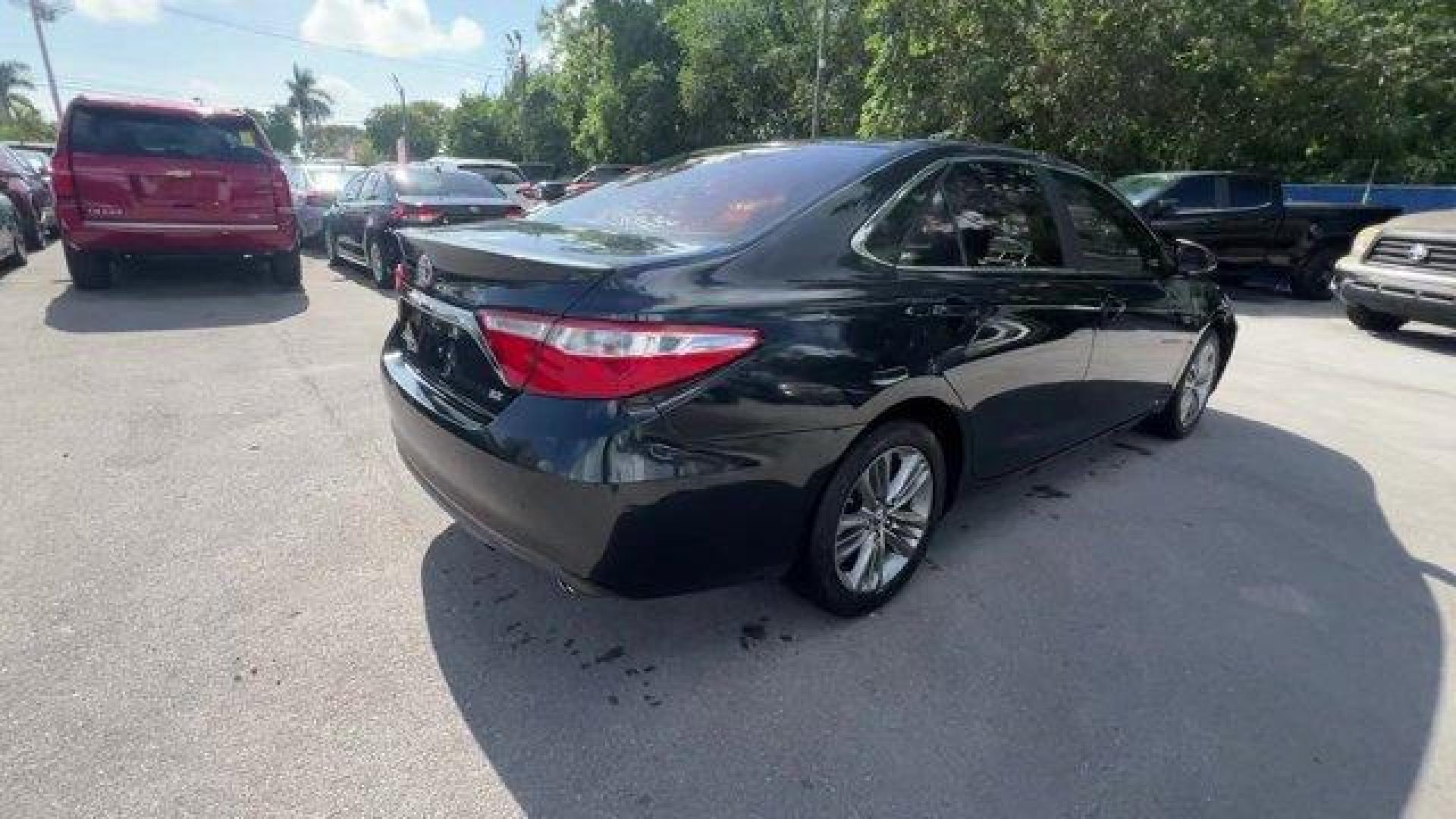 2016 Black Toyota Camry (4T1BF1FK6GU) with an 4 2.5 L engine, Automatic transmission, located at 27610 S Dixie Hwy, Homestead, FL, 33032, (305) 749-2348, 25.510241, -80.438301 - KBB.com 10 Most Comfortable Cars Under $30,000. Scores 35 Highway MPG and 25 City MPG! This Toyota Camry delivers a Regular Unleaded I-4 2.5 L/152 engine powering this Automatic transmission. Window Grid Antenna, Variable Intermittent Wipers, Valet Function.* This Toyota Camry Features the Following - Photo#3