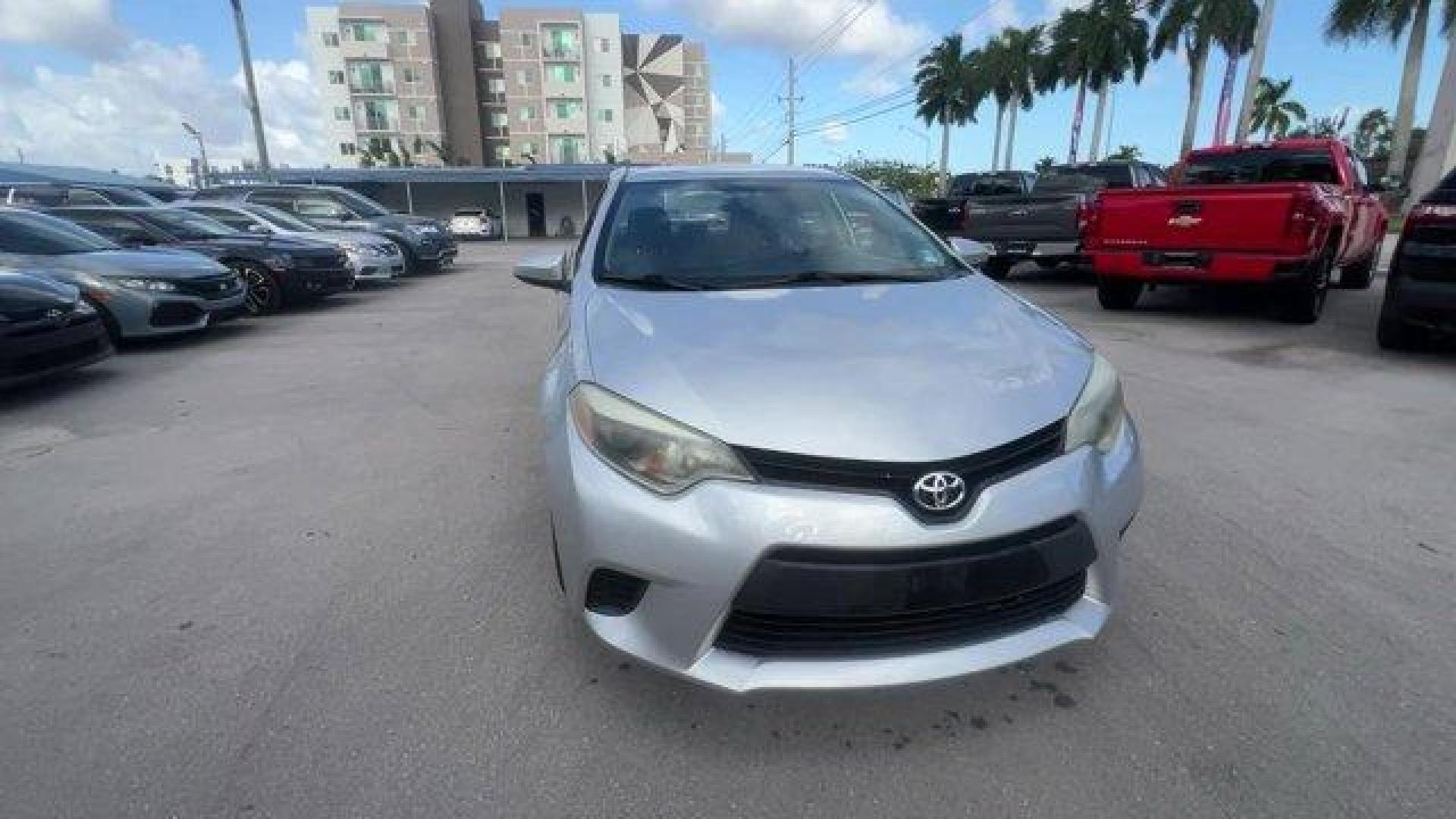 2014 Silver Toyota Corolla (2T1BURHE7EC) with an 4 1.8 L engine, Automatic transmission, located at 27610 S Dixie Hwy, Homestead, FL, 33032, (305) 749-2348, 25.510241, -80.438301 - KBB.com 10 Tech-Savviest Cars Under $20,000. Only 90,575 Miles! This Toyota Corolla boasts a Regular Unleaded I-4 1.8 L/110 engine powering this Automatic transmission. Window Grid Antenna, Urethane Gear Shifter Material, Trunk Rear Cargo Access.* This Toyota Corolla Features the Following Options * - Photo#7