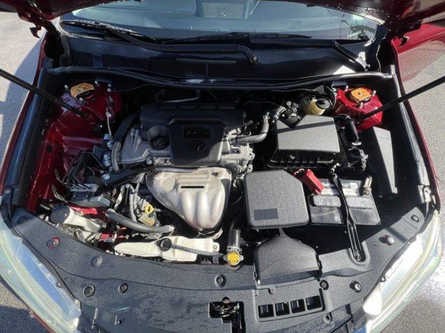 2015 Red Toyota Camry (4T1BF1FK2FU) with an 4 2.5 L engine, Automatic transmission, located at 27610 S Dixie Hwy, Homestead, FL, 33032, (305) 749-2348, 25.510241, -80.438301 - KBB.com 15 Best Family Cars. Delivers 35 Highway MPG and 25 City MPG! This Toyota Camry boasts a Regular Unleaded I-4 2.5 L/152 engine powering this Automatic transmission. Window Grid Antenna, Variable Intermittent Wipers, Valet Function.* This Toyota Camry Features the Following Options *Trunk Rea - Photo#15