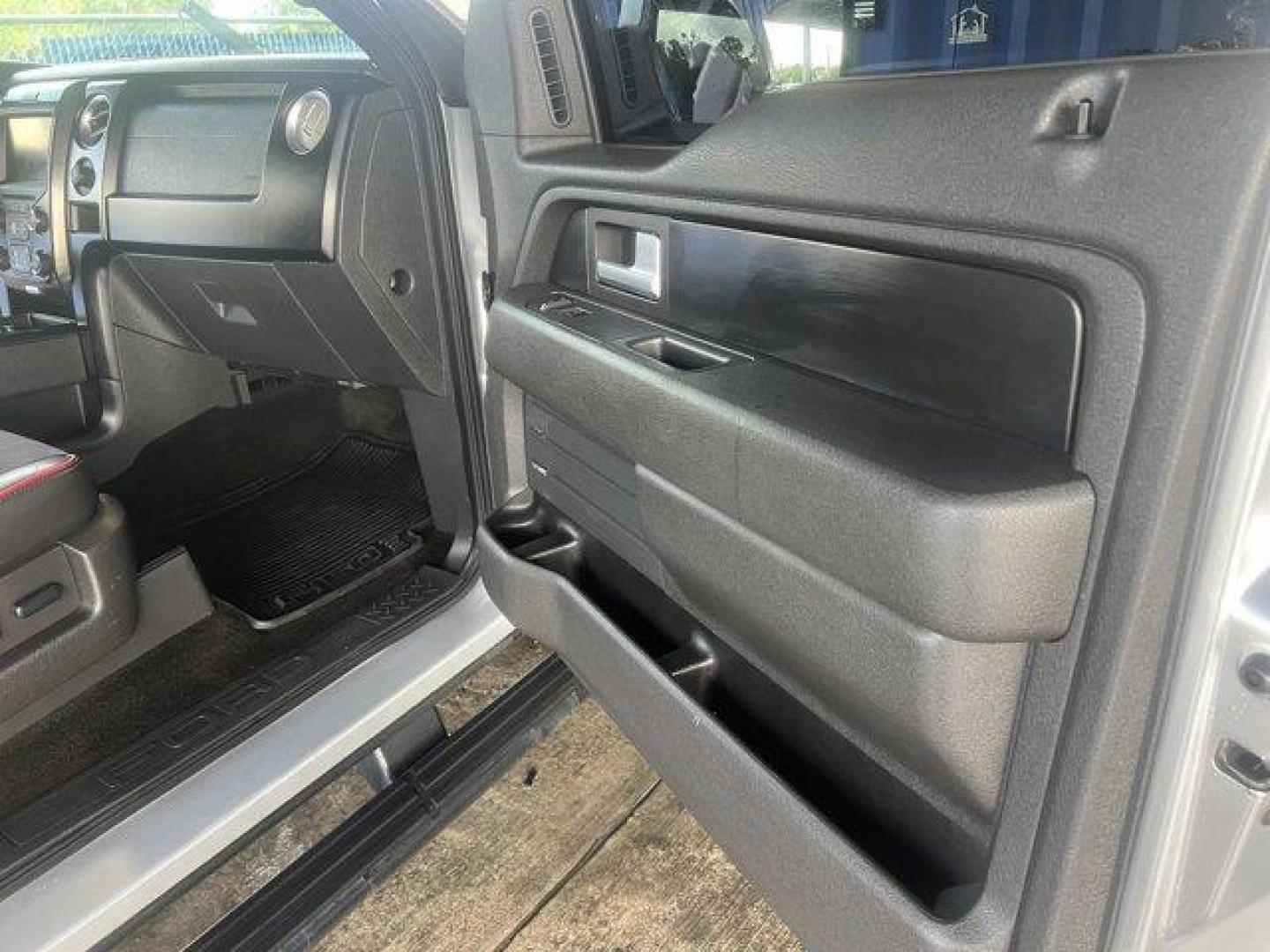 2014 Silver Ford F-150 (1FTFW1EF1EF) with an 8 5.0 L engine, Automatic transmission, located at 27610 S Dixie Hwy, Homestead, FL, 33032, (305) 749-2348, 25.510241, -80.438301 - KBB.com Brand Image Awards. Delivers 19 Highway MPG and 14 City MPG! This Ford F-150 boasts a Regular Unleaded V-8 5.0 L/302 engine powering this Automatic transmission. Transmission: Electronic 6-Speed Automatic -inc: tow/haul mode, Trailer Wiring Harness, Tailgate Rear Cargo Access.* This Ford F-1 - Photo#11