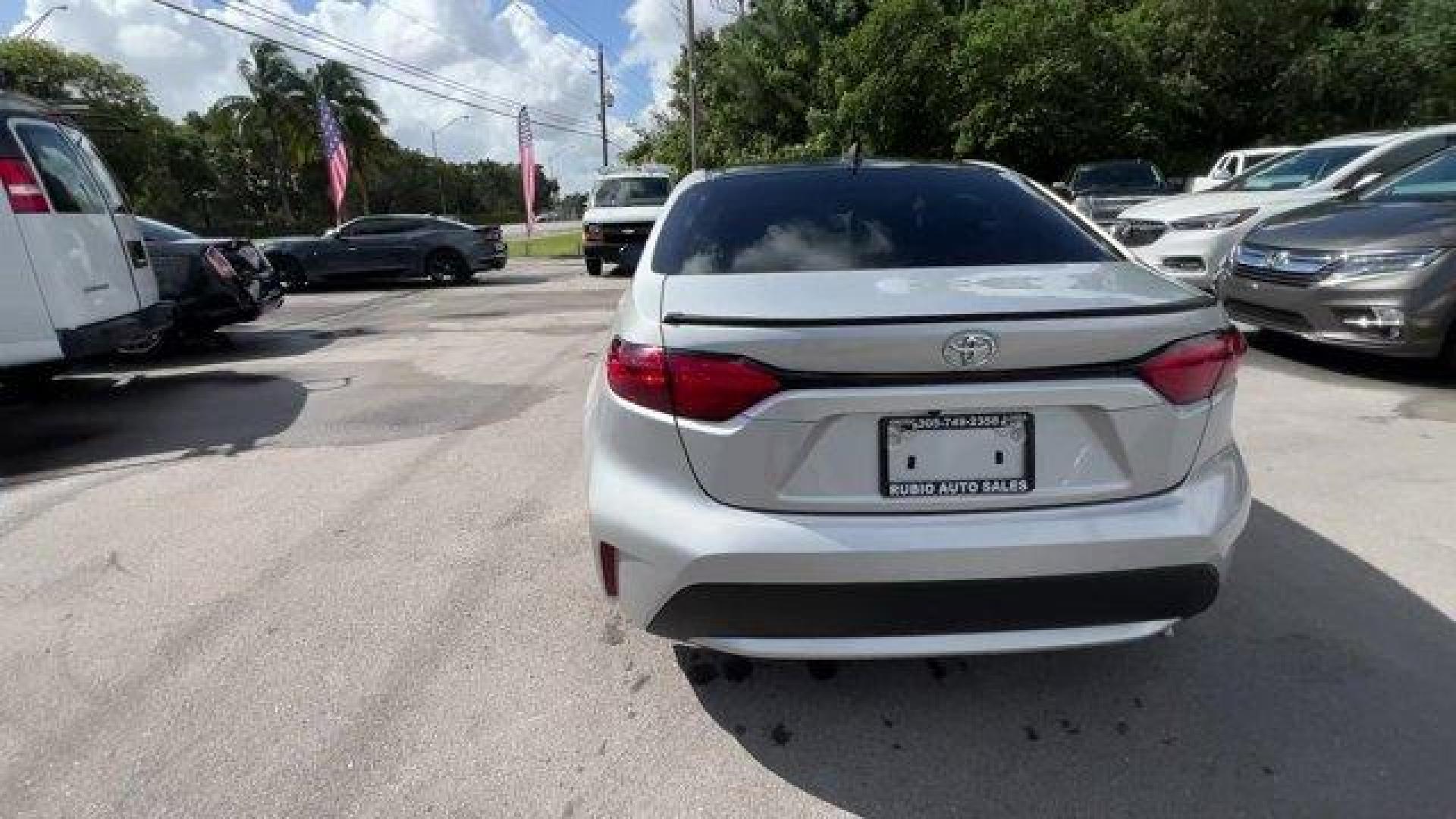 2020 Silver Toyota Corolla (5YFEPRAE6LP) with an 4 1.8 L engine, Variable transmission, located at 27610 S Dixie Hwy, Homestead, FL, 33032, (305) 749-2348, 25.510241, -80.438301 - KBB.com 10 Coolest New Cars Under $20,000. Delivers 38 Highway MPG and 30 City MPG! This Toyota Corolla boasts a Regular Unleaded I-4 1.8 L/110 engine powering this Variable transmission. Wheels: 16 Wide Vent Steel, Wheels w/Full Wheel Covers, Variable Intermittent Wipers.* This Toyota Corolla Featu - Photo#3