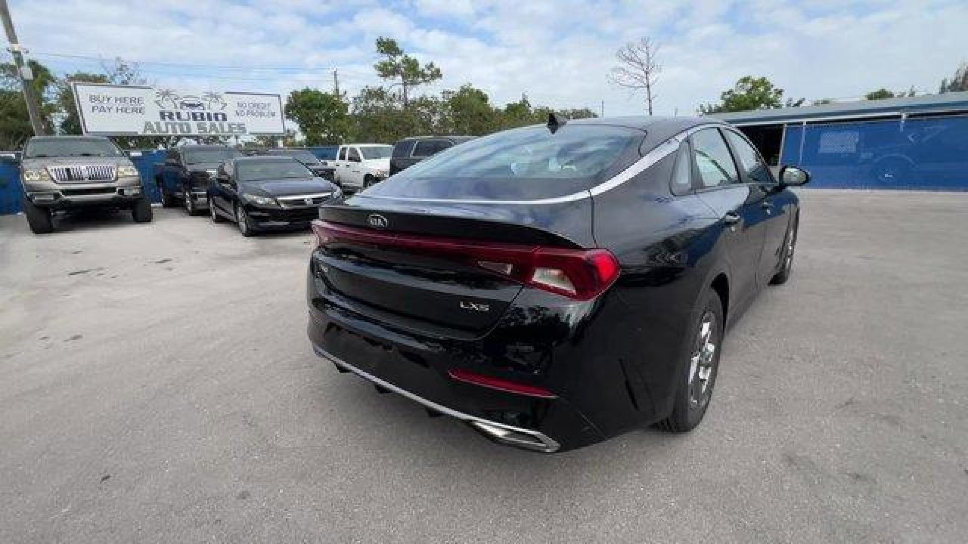 2021 Ebony Black /Black Kia K5 (5XXG14J28MG) with an 4 1.6 L engine, Automatic transmission, located at 27610 S Dixie Hwy, Homestead, FL, 33032, (305) 749-2348, 25.510241, -80.438301 - Delivers 37 Highway MPG and 27 City MPG! This Kia K5 delivers a Intercooled Turbo Regular Unleaded I-4 1.6 L/98 engine powering this Automatic transmission. EBONY BLACK, CARPETED FLOOR MATS, BLACK, CLOTH SEAT TRIM.*This Kia K5 Comes Equipped with These Options *Window Grid Antenna, Wheels: 6.5J x 16 - Photo#4