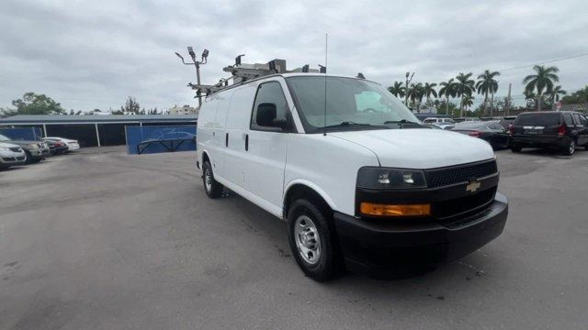 2018 Summit White /Medium Pewter Chevrolet Express Cargo Van (1GCWGAFP4J1) with an 6 4.3L engine, Automatic transmission, located at 27610 S Dixie Hwy, Homestead, FL, 33032, (305) 749-2348, 25.510241, -80.438301 - KBB.com 10 Most Awarded Brands. This Chevrolet Express Cargo Van boasts a Gas V6 4.3L/ engine powering this Automatic transmission. VISORS, DRIVER AND FRONT PASSENGER vinyl in lieu of standard cloth, TRANSMISSION, 8-SPEED AUTOMATIC, ELECTRONICALLY CONTROLLED with overdrive and tow/haul mode, include - Photo#6