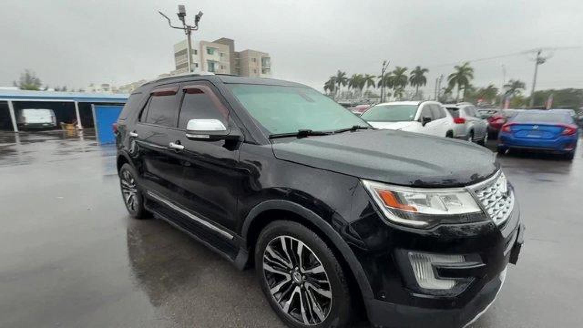 2016 Black Ford Explorer (1FM5K8HT7GG) with an 6 3.5 L engine, Automatic transmission, located at 27610 S Dixie Hwy, Homestead, FL, 33032, (305) 749-2348, 25.510241, -80.438301 - KBB.com Best Buy Awards Finalist. Scores 22 Highway MPG and 16 City MPG! This Ford Explorer delivers a Twin Turbo Premium Unleaded V-6 3.5 L/213 engine powering this Automatic transmission. Wheels: 20 Bright Machined Face Aluminum -inc: tarnished dark painted pockets, Voice Activated Dual Zone Front - Photo#5