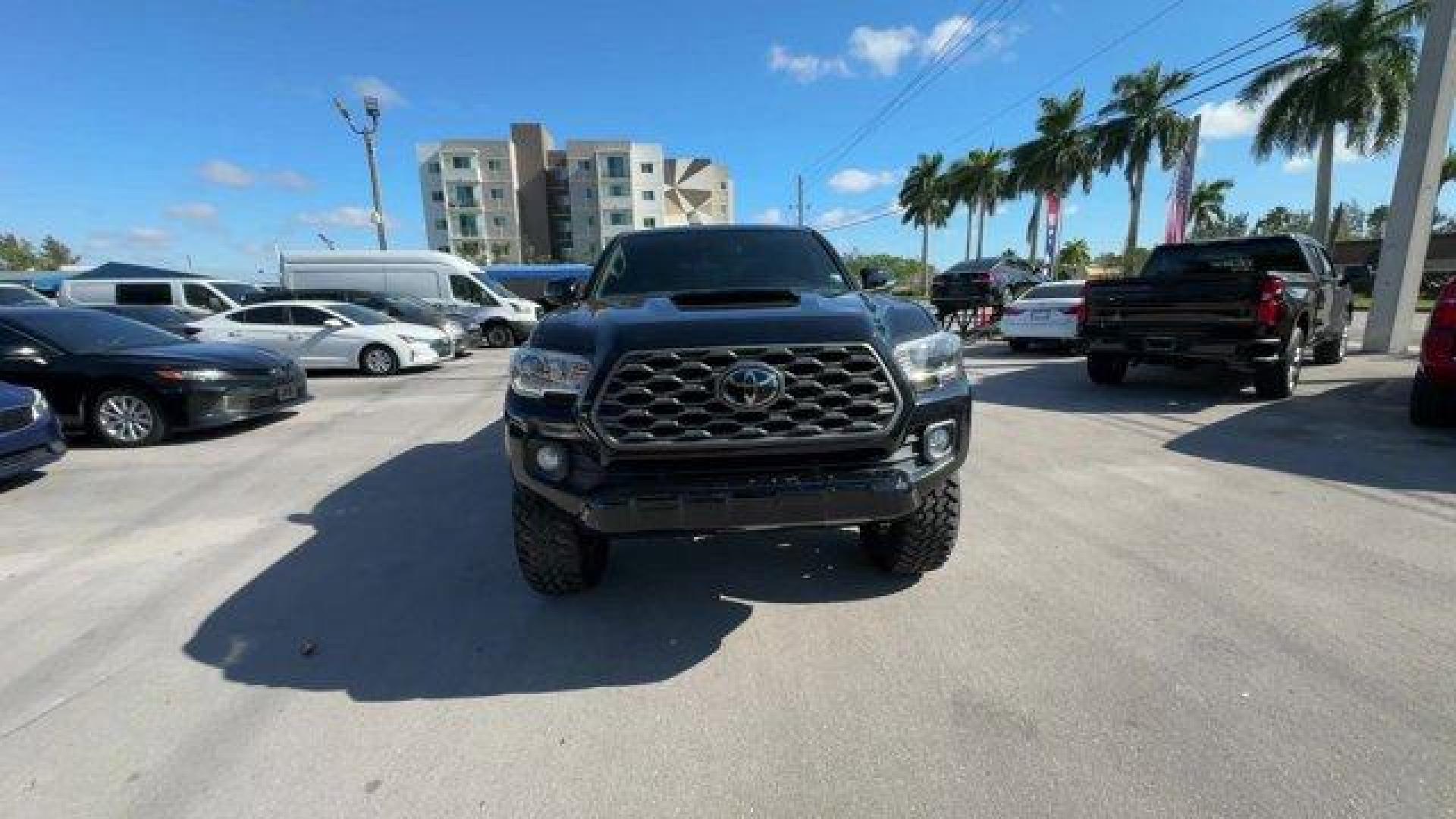 2020 Black Toyota Tacoma 4WD (3TYCZ5AN3LT) with an 6 3.5 L engine, Automatic transmission, located at 27610 S Dixie Hwy, Homestead, FL, 33032, (305) 749-2348, 25.510241, -80.438301 - Only 43,561 Miles! Scores 22 Highway MPG and 18 City MPG! This Toyota Tacoma 4WD delivers a Regular Unleaded V-6 3.5 L/211 engine powering this Automatic transmission. Wi-Fi Connect with up to 2GB within Mobile Hotspot Internet Access, Variable Intermittent Wipers, Transmission: 6-Speed Automatic -i - Photo#7