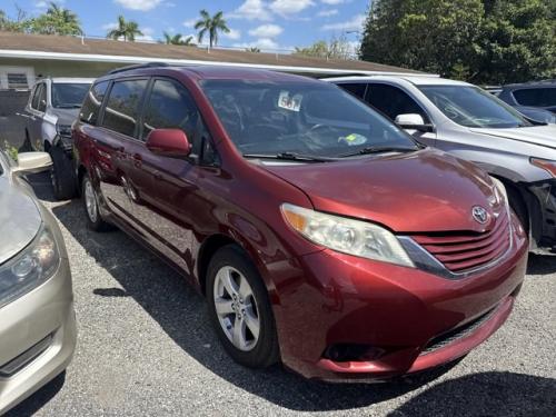 2015 Toyota Sienna