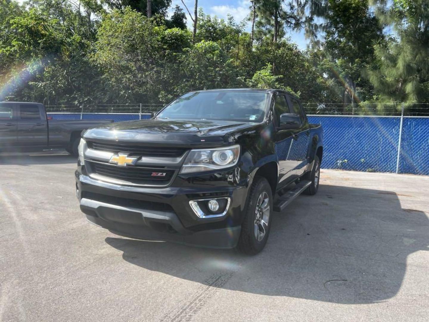 2018 Black /Black Chevrolet Colorado Z71 (1GCGTDEN7J1) with an V6 engine, Automatic transmission, located at 27610 S Dixie Hwy, Homestead, FL, 33032, (305) 749-2348, 25.510241, -80.438301 - Photo#2