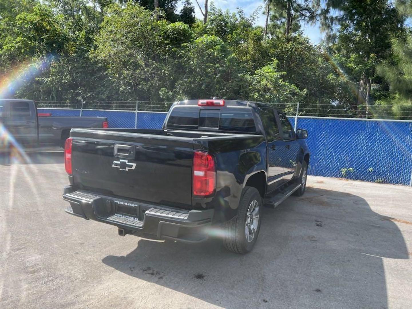 2018 Black /Black Chevrolet Colorado Z71 (1GCGTDEN7J1) with an V6 engine, Automatic transmission, located at 27610 S Dixie Hwy, Homestead, FL, 33032, (305) 749-2348, 25.510241, -80.438301 - Photo#5