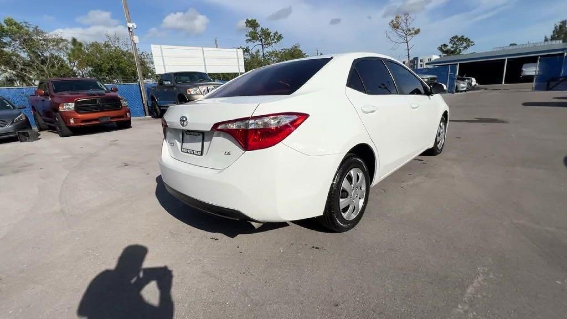 2014 Super White /Black Toyota Corolla L (5YFBURHE6EP) with an 1.8L I4 DOHC Dual VVT-i engine, Automatic transmission, located at 27610 S Dixie Hwy, Homestead, FL, 33032, (305) 749-2348, 25.510241, -80.438301 - Photo#4