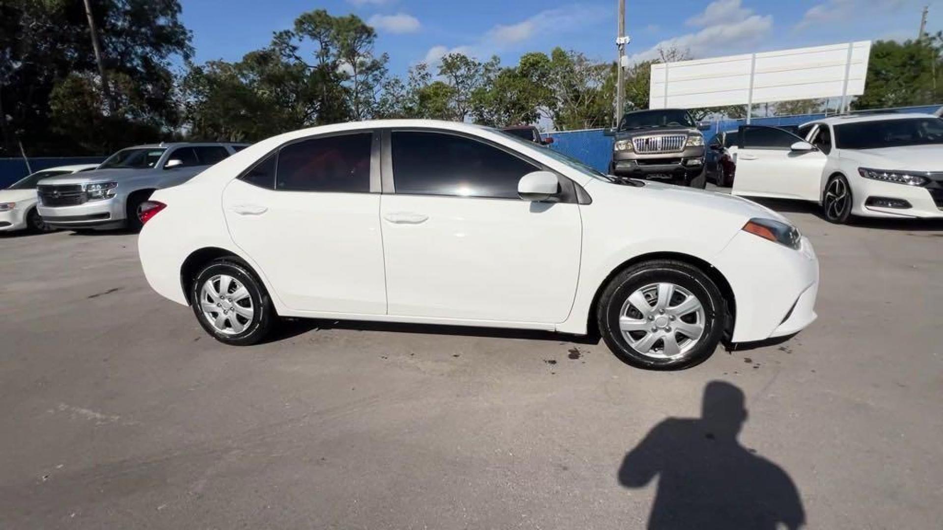2014 Super White /Black Toyota Corolla L (5YFBURHE6EP) with an 1.8L I4 DOHC Dual VVT-i engine, Automatic transmission, located at 27610 S Dixie Hwy, Homestead, FL, 33032, (305) 749-2348, 25.510241, -80.438301 - Photo#5