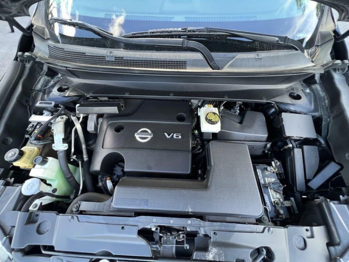 2014 Dark Slate /Charcoal Nissan Pathfinder SV (5N1AR2MN7EC) with an 3.5L V6 engine, CVT transmission, located at 27610 S Dixie Hwy, Homestead, FL, 33032, (305) 749-2348, 25.510241, -80.438301 - Photo#14