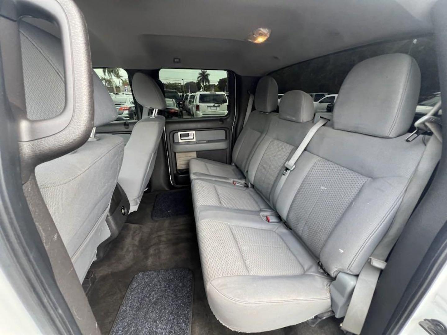 2011 White /Steel Gray Ford F-150 XLT (1FTFW1CF8BF) with an 5.0L V8 FFV engine, Automatic transmission, located at 27610 S Dixie Hwy, Homestead, FL, 33032, (305) 749-2348, 25.510241, -80.438301 - Photo#12