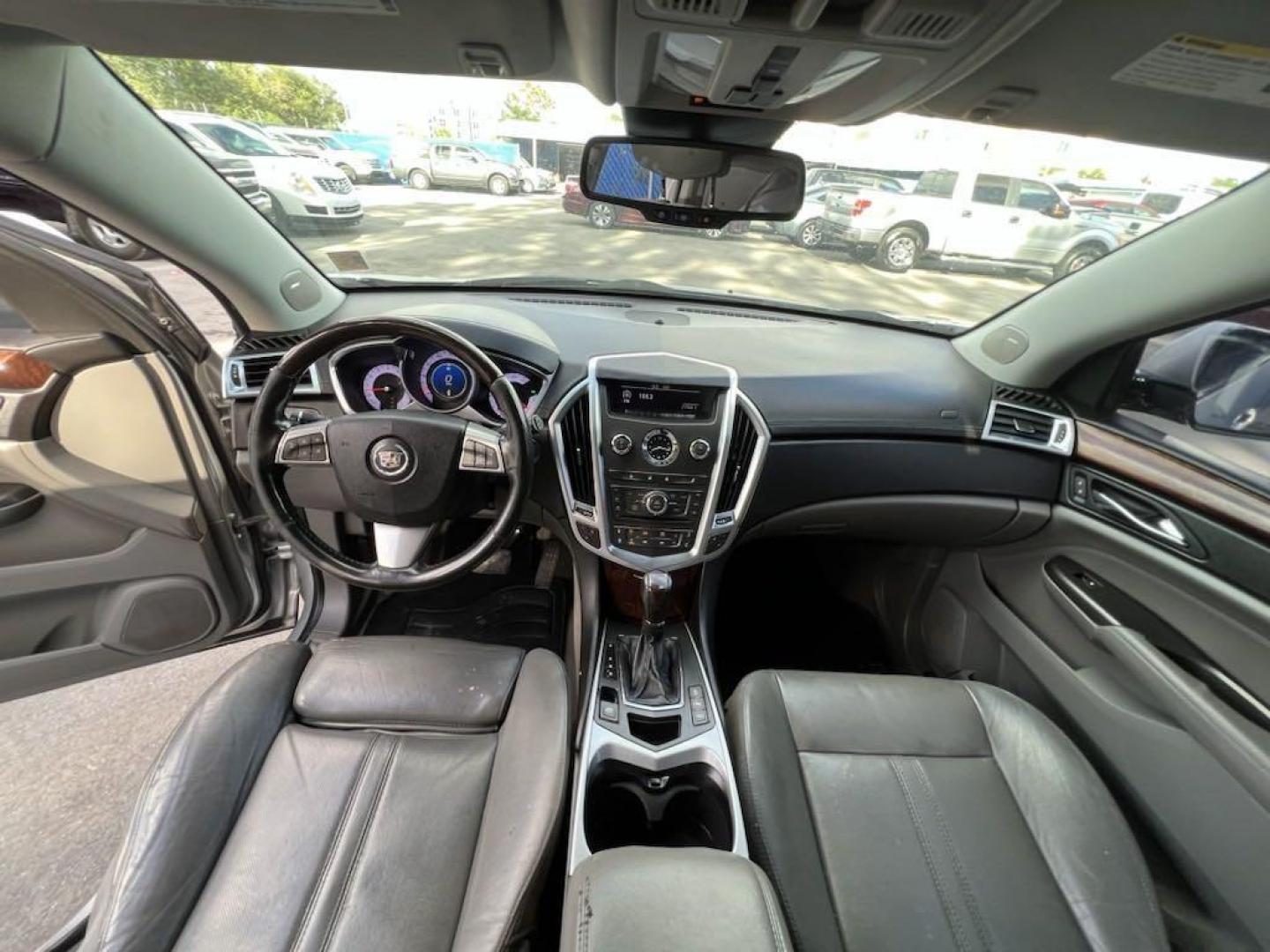 2012 Radiant Silver Metallic /Titanium W/Ebony Accents Cadillac SRX Luxury (3GYFNDE32CS) with an 3.6L V6 SIDI DOHC VVT engine, Automatic transmission, located at 27610 S Dixie Hwy, Homestead, FL, 33032, (305) 749-2348, 25.510241, -80.438301 - Photo#12