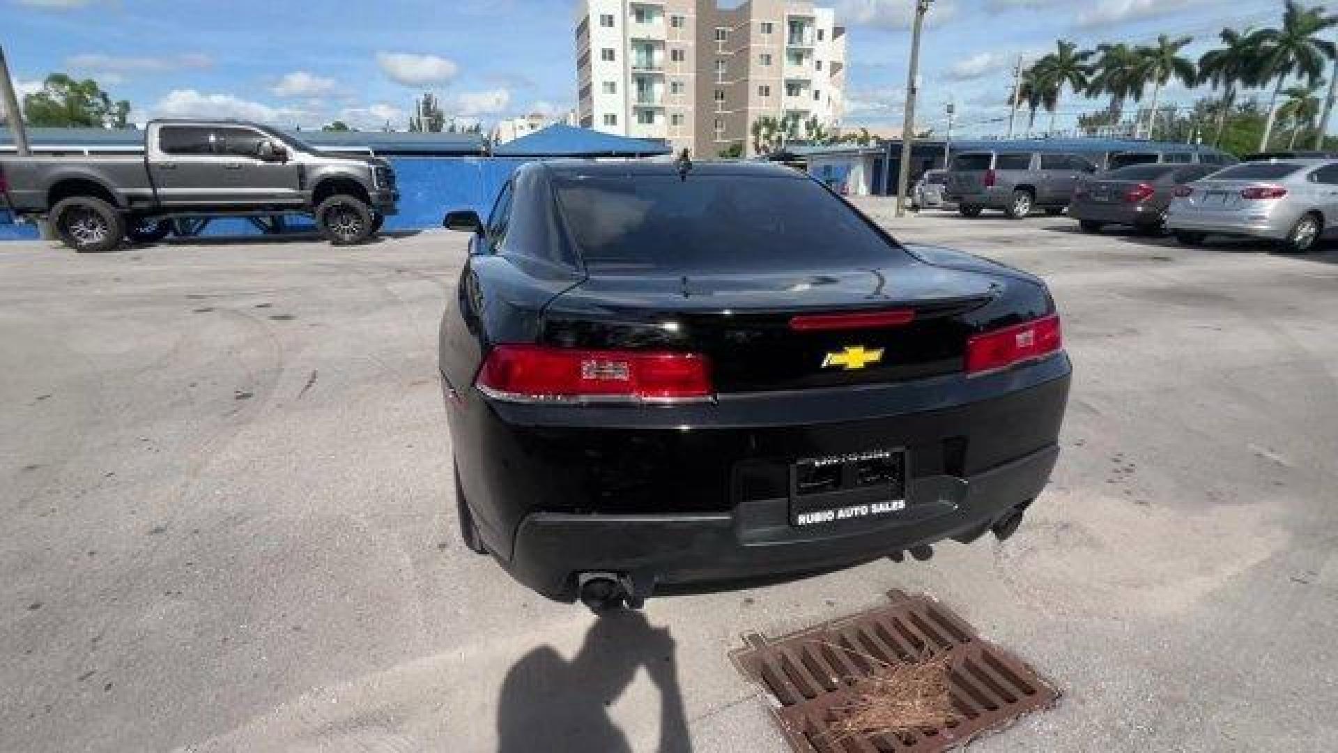 2015 Black /Black Chevrolet Camaro 2LS (2G1FB1E31F9) with an 6 3.6L engine, Automatic transmission, located at 27610 S Dixie Hwy, Homestead, FL, 33032, (305) 749-2348, 25.510241, -80.438301 - KBB.com Best Buy Awards Finalist. Delivers 30 Highway MPG and 19 City MPG! This Chevrolet Camaro boasts a Gas V6 3.6L/217 engine powering this Automatic transmission. WHEELS, 18 (45.7 CM) PAINTED ALUMINUM (STD), TRANSMISSION, 6-SPEED AUTOMATIC includes TAPshift manual shift controls on steering whee - Photo#3