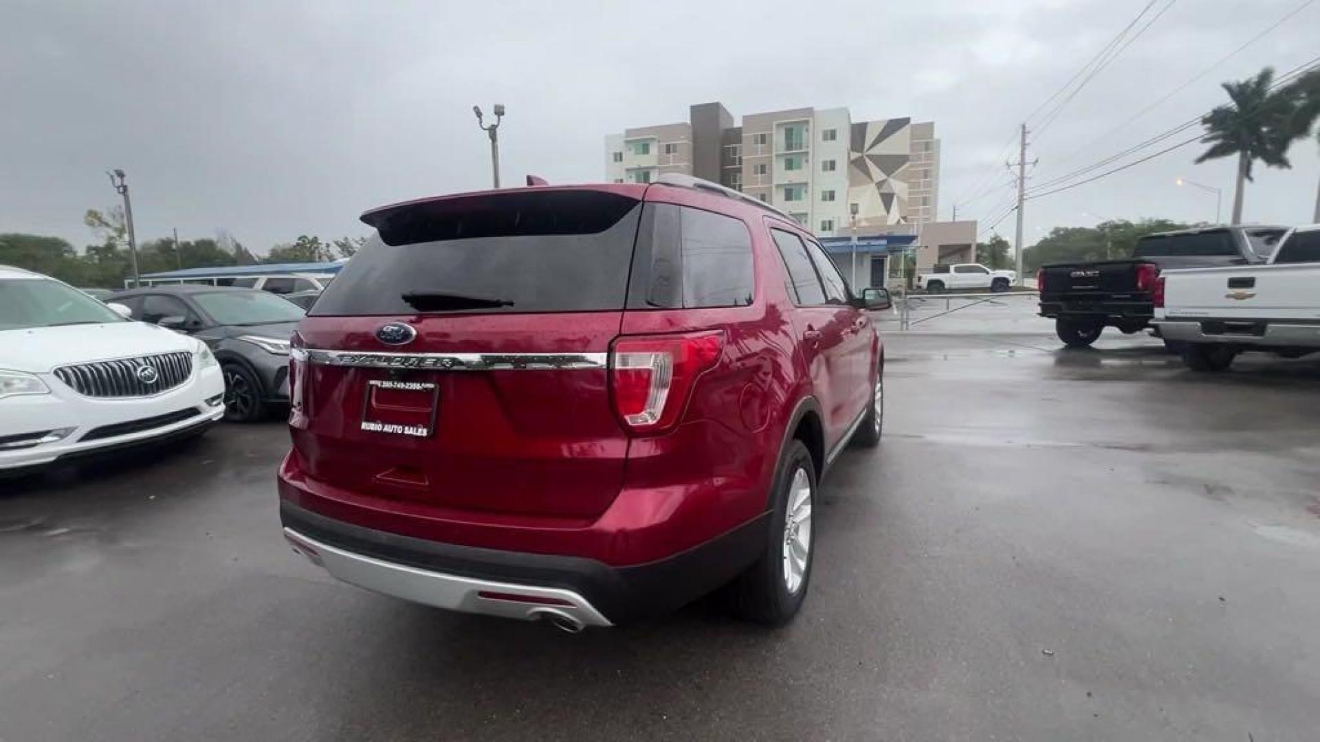 2016 Ruby Red Metallic Tinted Clearcoat /Ebony Black Ford Explorer XLT (1FM5K7D88GG) with an 3.5L 6-Cylinder SMPI DOHC engine, Automatic transmission, located at 27610 S Dixie Hwy, Homestead, FL, 33032, (305) 749-2348, 25.510241, -80.438301 - Photo#4