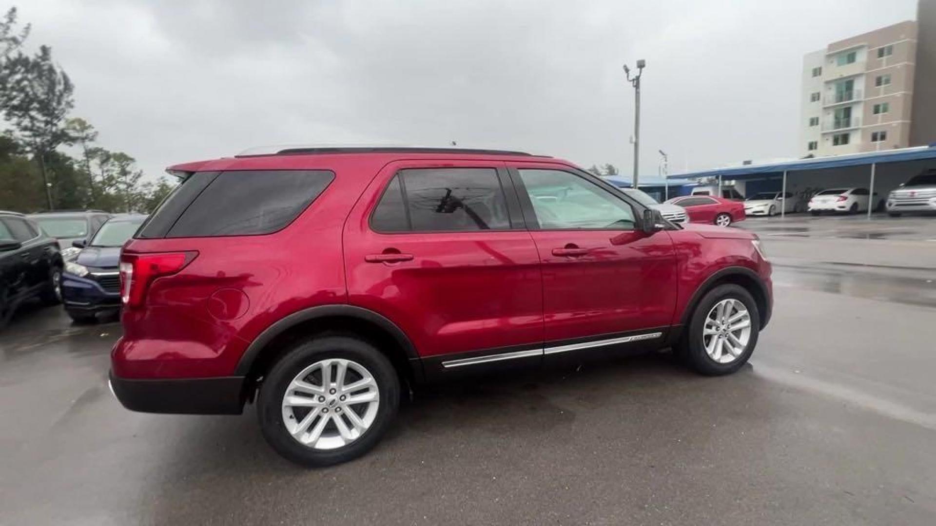 2016 Ruby Red Metallic Tinted Clearcoat /Ebony Black Ford Explorer XLT (1FM5K7D88GG) with an 3.5L 6-Cylinder SMPI DOHC engine, Automatic transmission, located at 27610 S Dixie Hwy, Homestead, FL, 33032, (305) 749-2348, 25.510241, -80.438301 - Photo#5