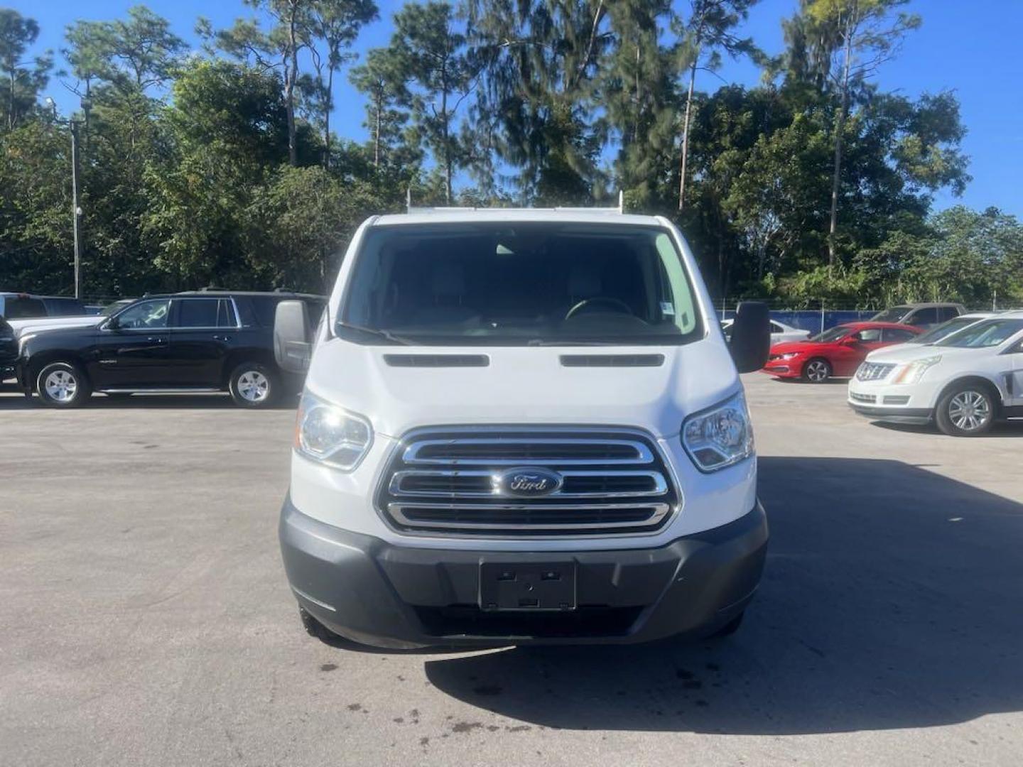 2015 Oxford White /Charcoal Ford Transit-250 Base (1FTNR1ZM0FK) with an 3.7L V6 Ti-VCT 24V engine, Automatic transmission, located at 27610 S Dixie Hwy, Homestead, FL, 33032, (305) 749-2348, 25.510241, -80.438301 - Photo#1