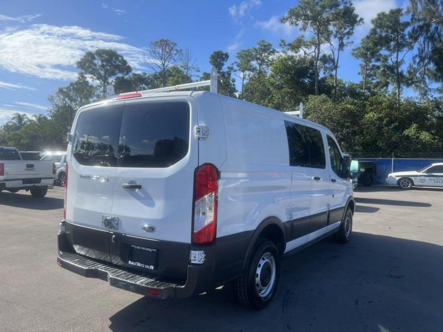 2015 Oxford White /Charcoal Ford Transit-250 Base (1FTNR1ZM0FK) with an 3.7L V6 Ti-VCT 24V engine, Automatic transmission, located at 27610 S Dixie Hwy, Homestead, FL, 33032, (305) 749-2348, 25.510241, -80.438301 - Photo#5